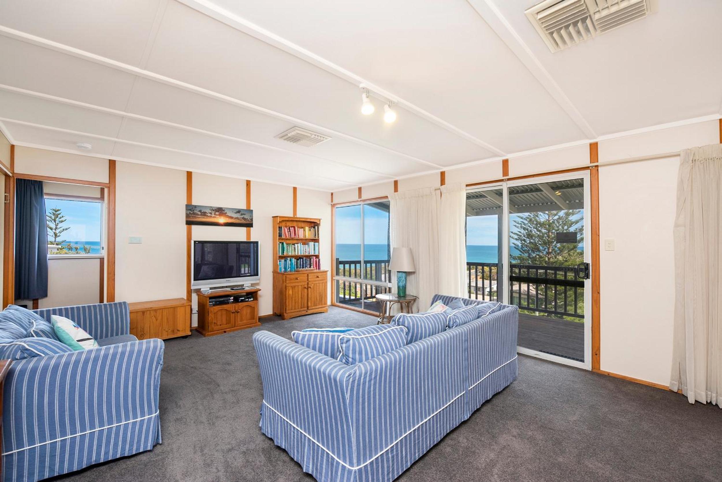 Ocean Vista Large Home With Ocean Views