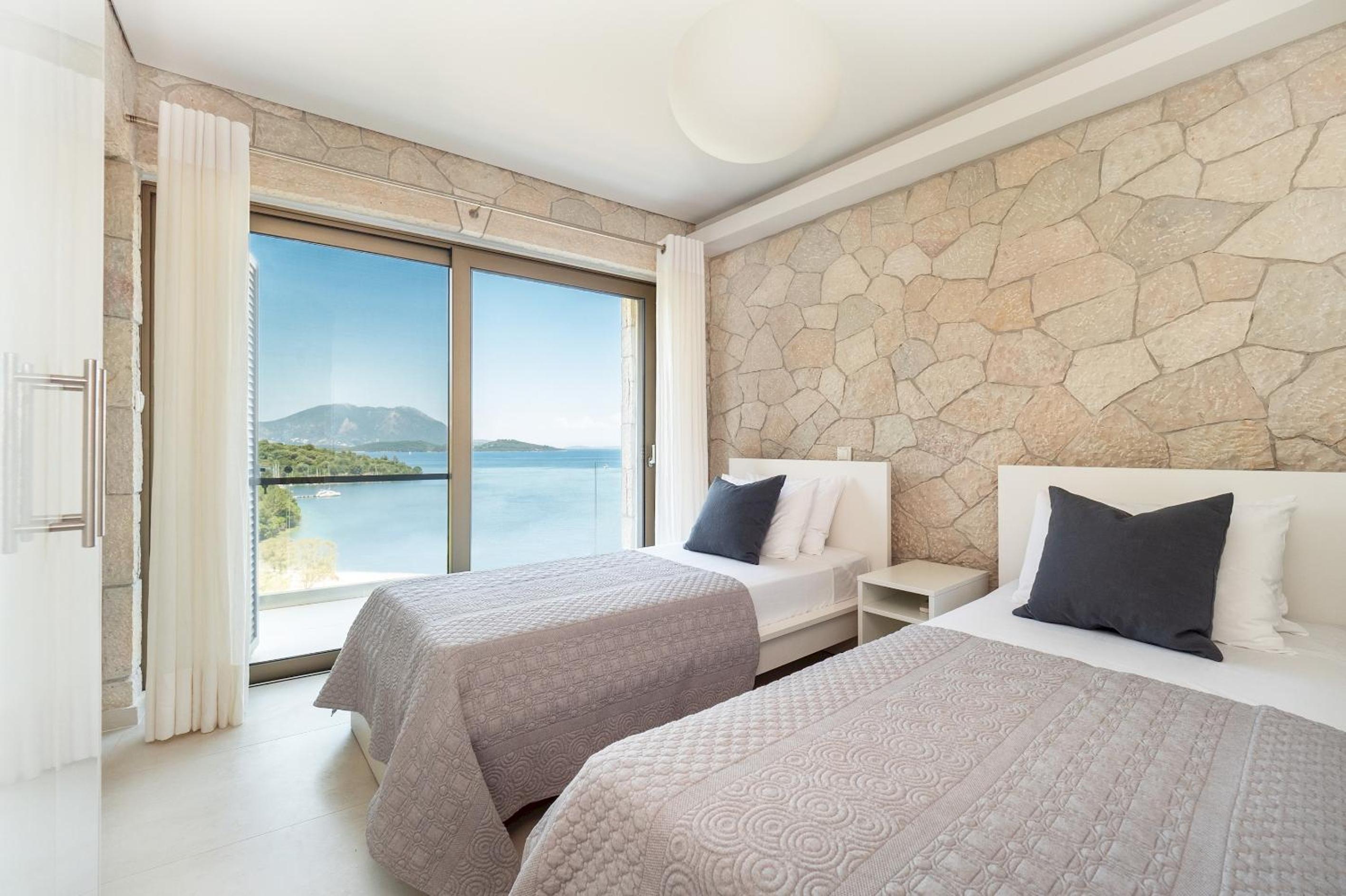 Spilia Bay House