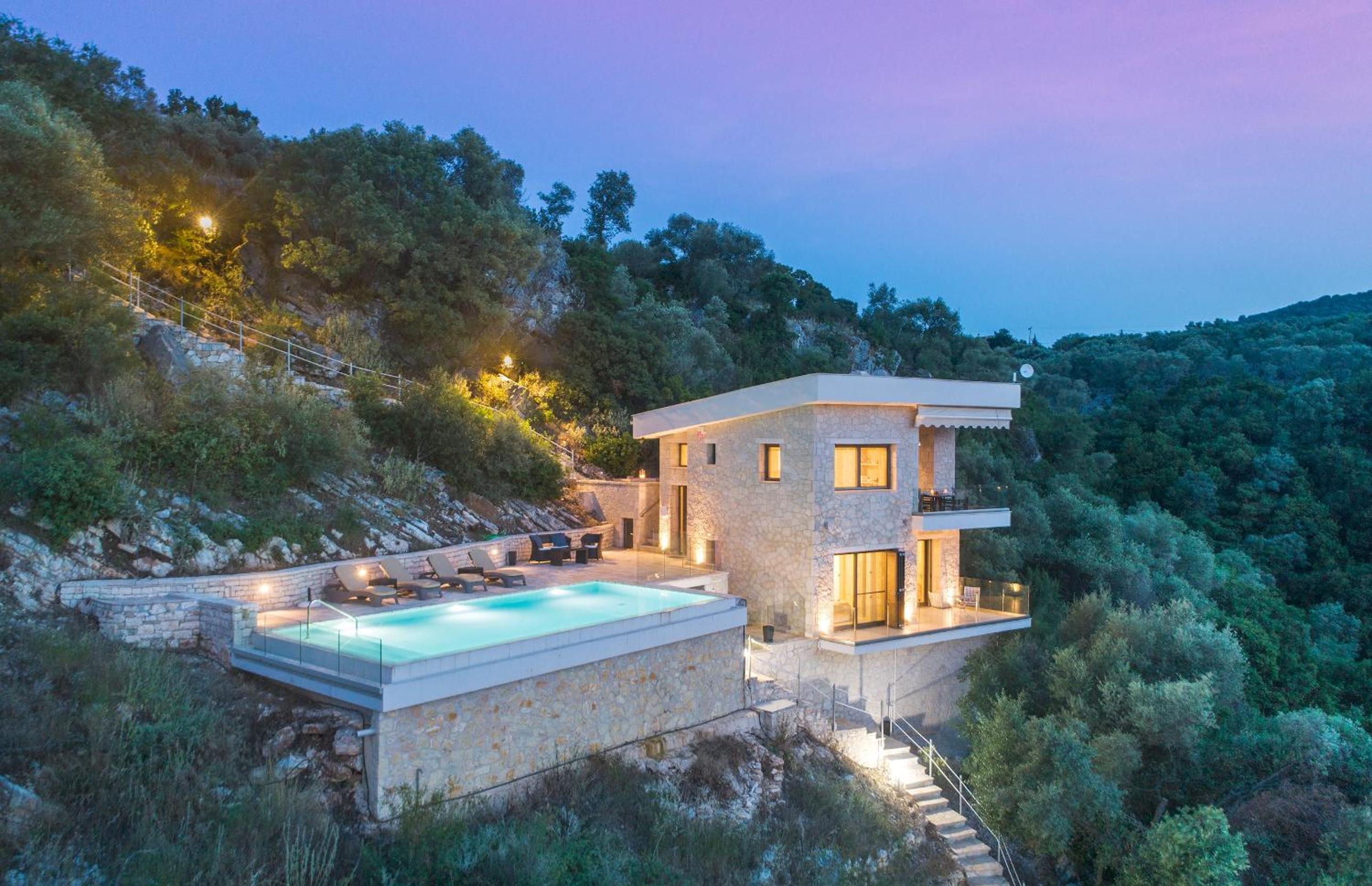 Spilia Bay House