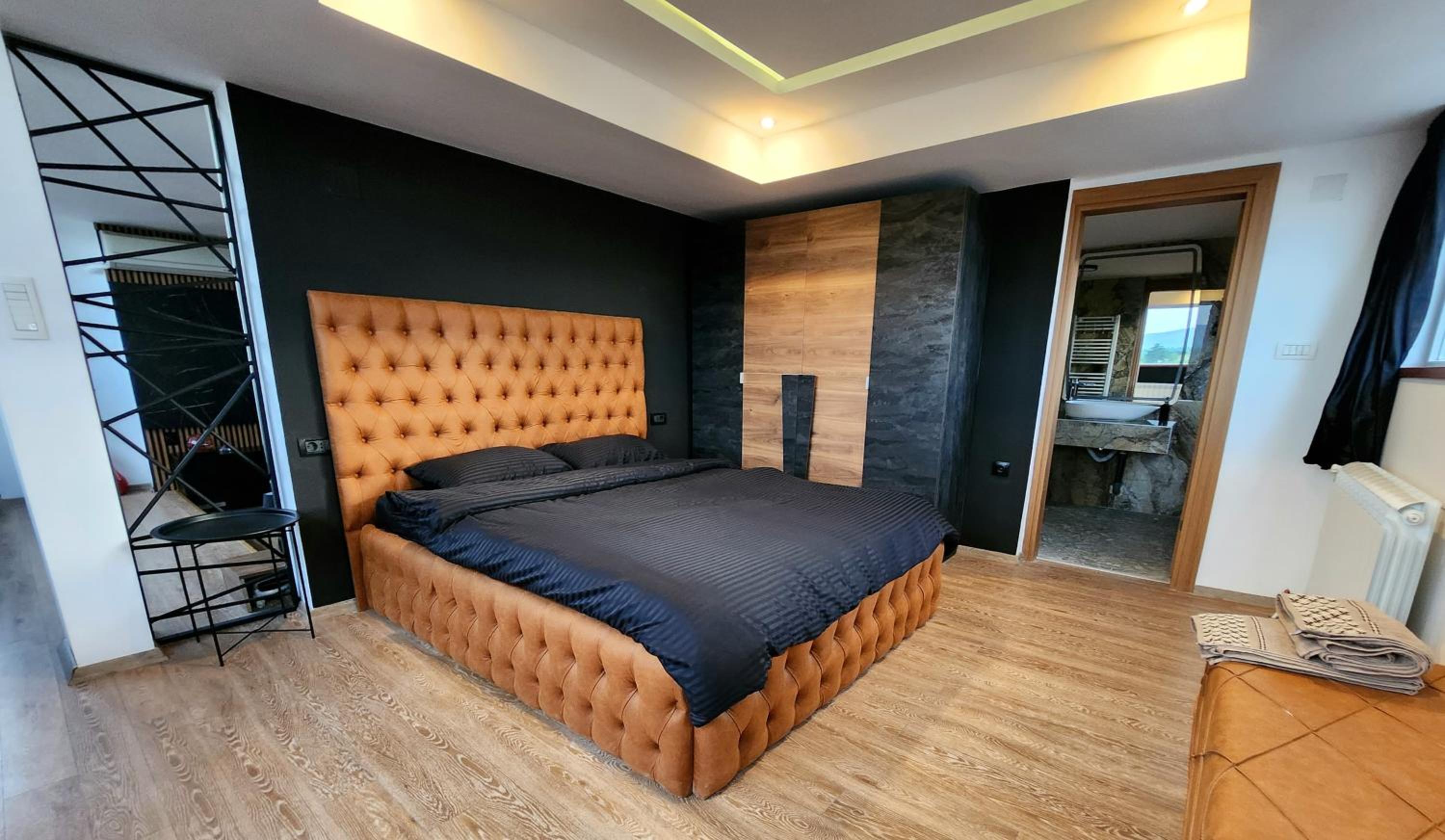 ELISA Rooftop Luxury Apartments