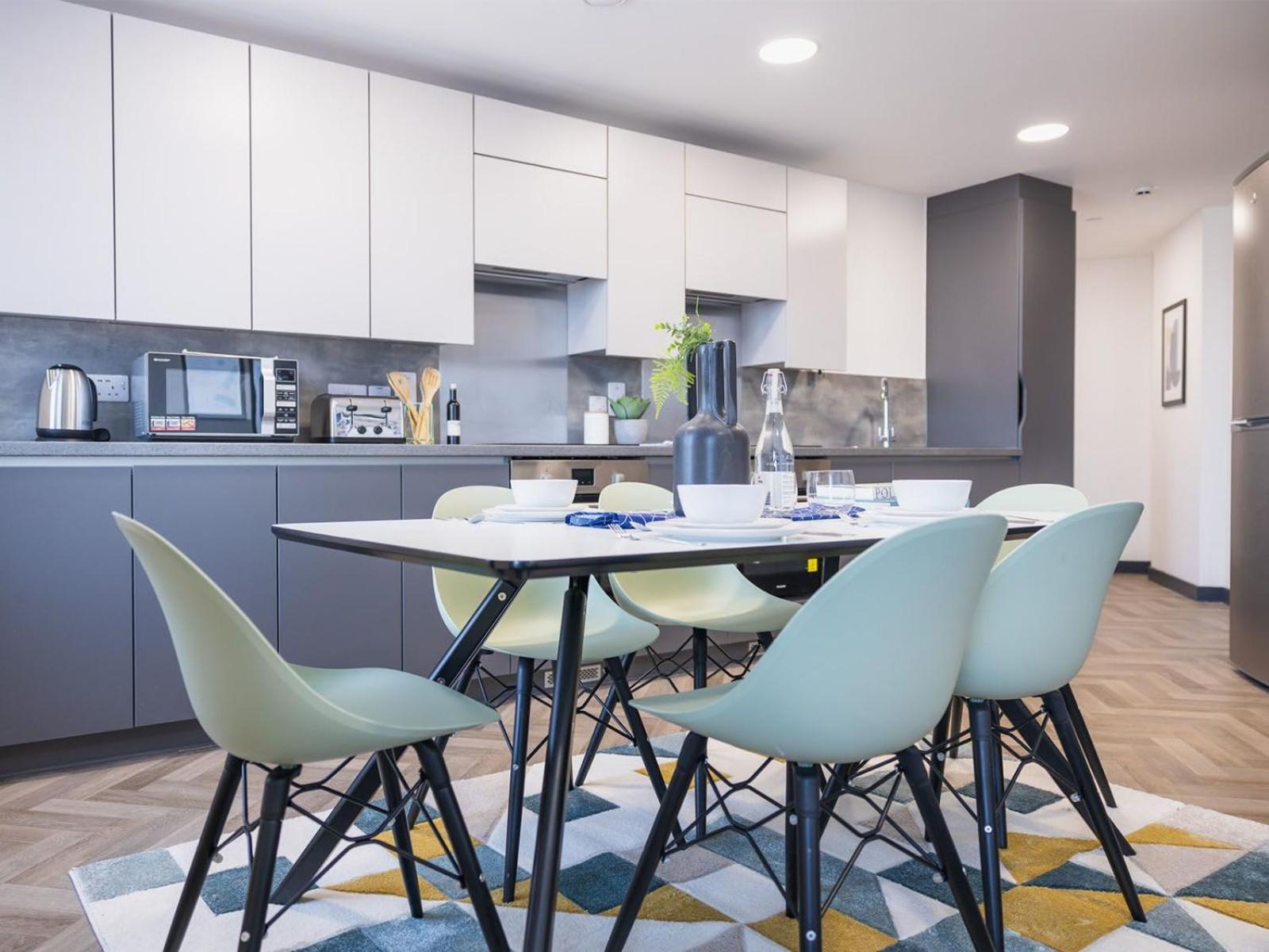 Ensuite Bedrooms with Shared Kitchen at Onyx located in Birmingham