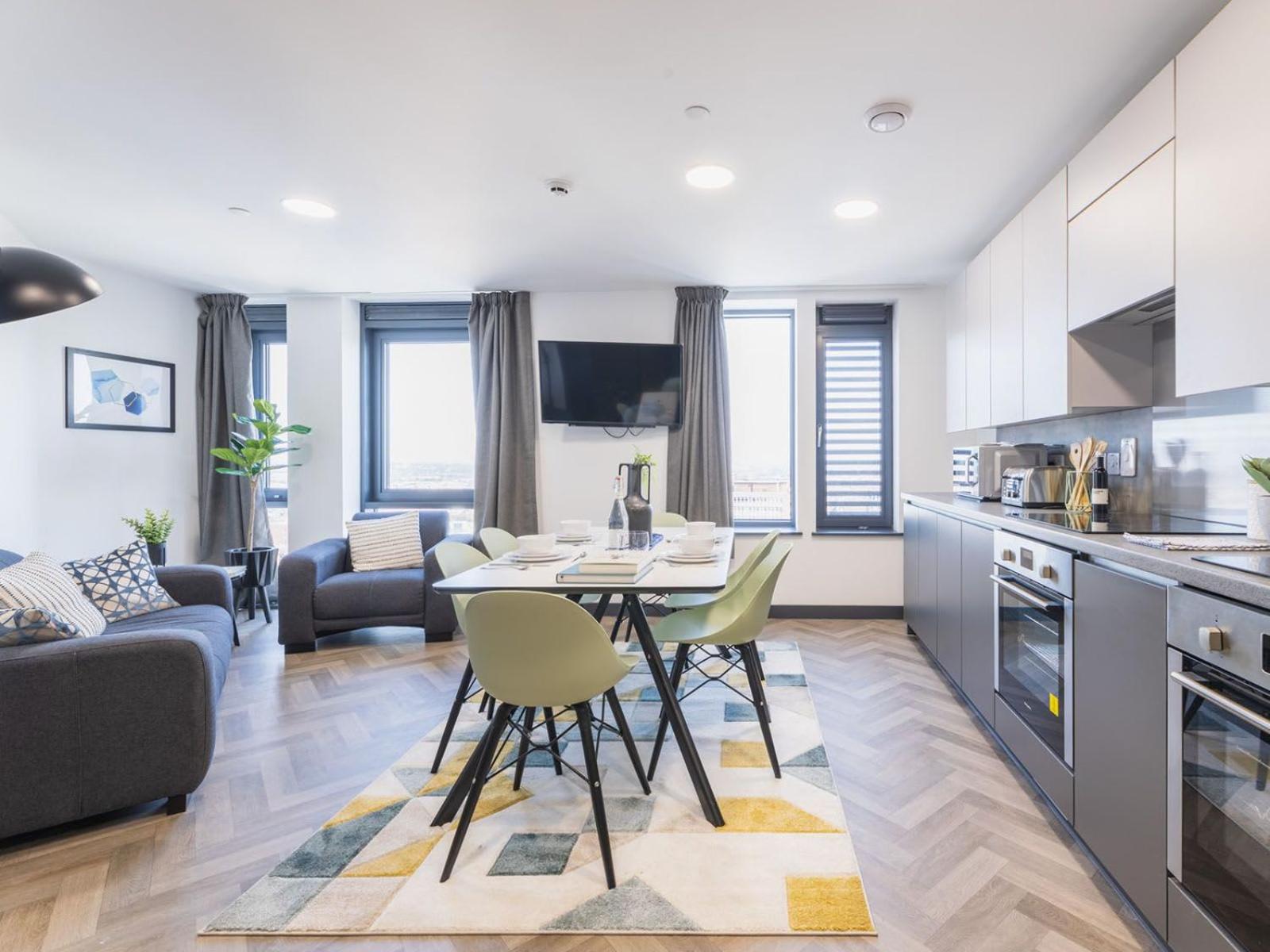 Ensuite Bedrooms with Shared Kitchen at Onyx located in Birmingham