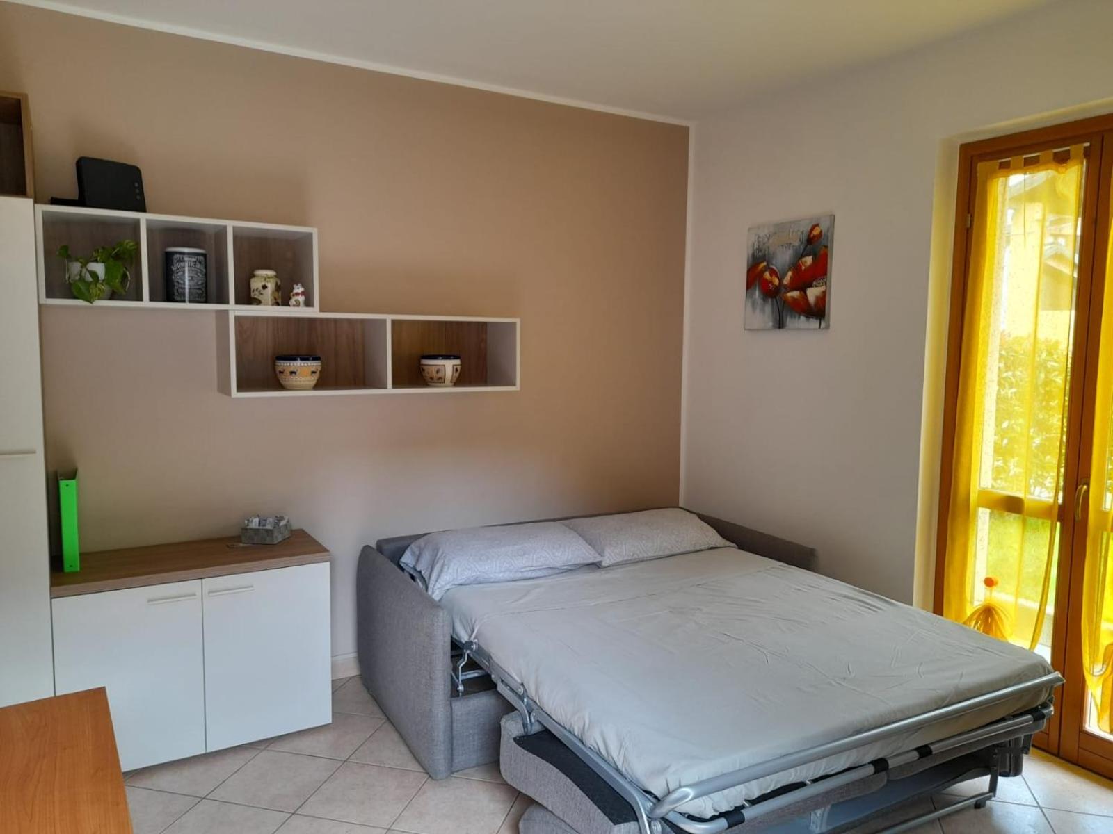Marco Apartment - Holiday Apartment Luino view 2