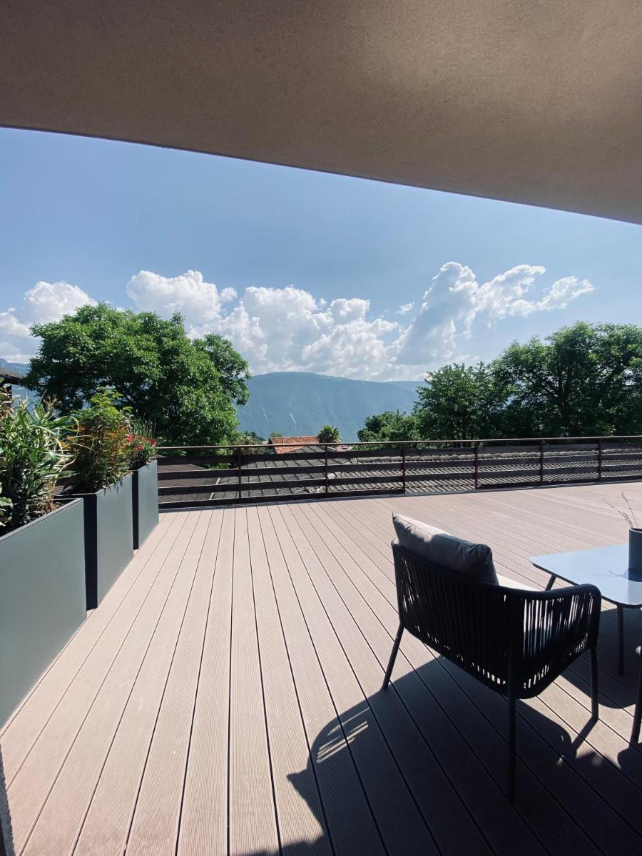 Mountain View Suites