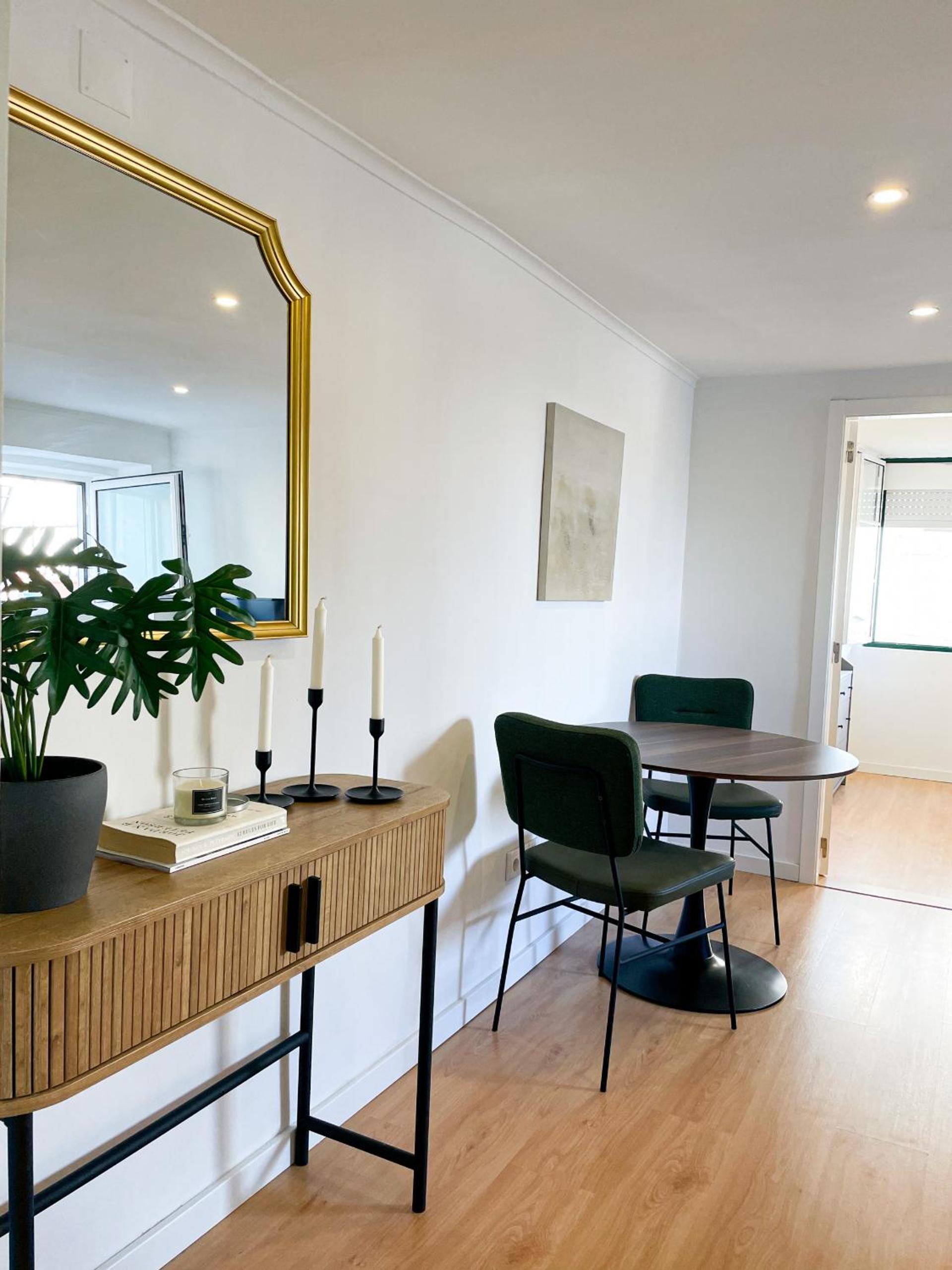 Stay in the heart of Alfama! Cozy 1 bedroom Apartment view 4