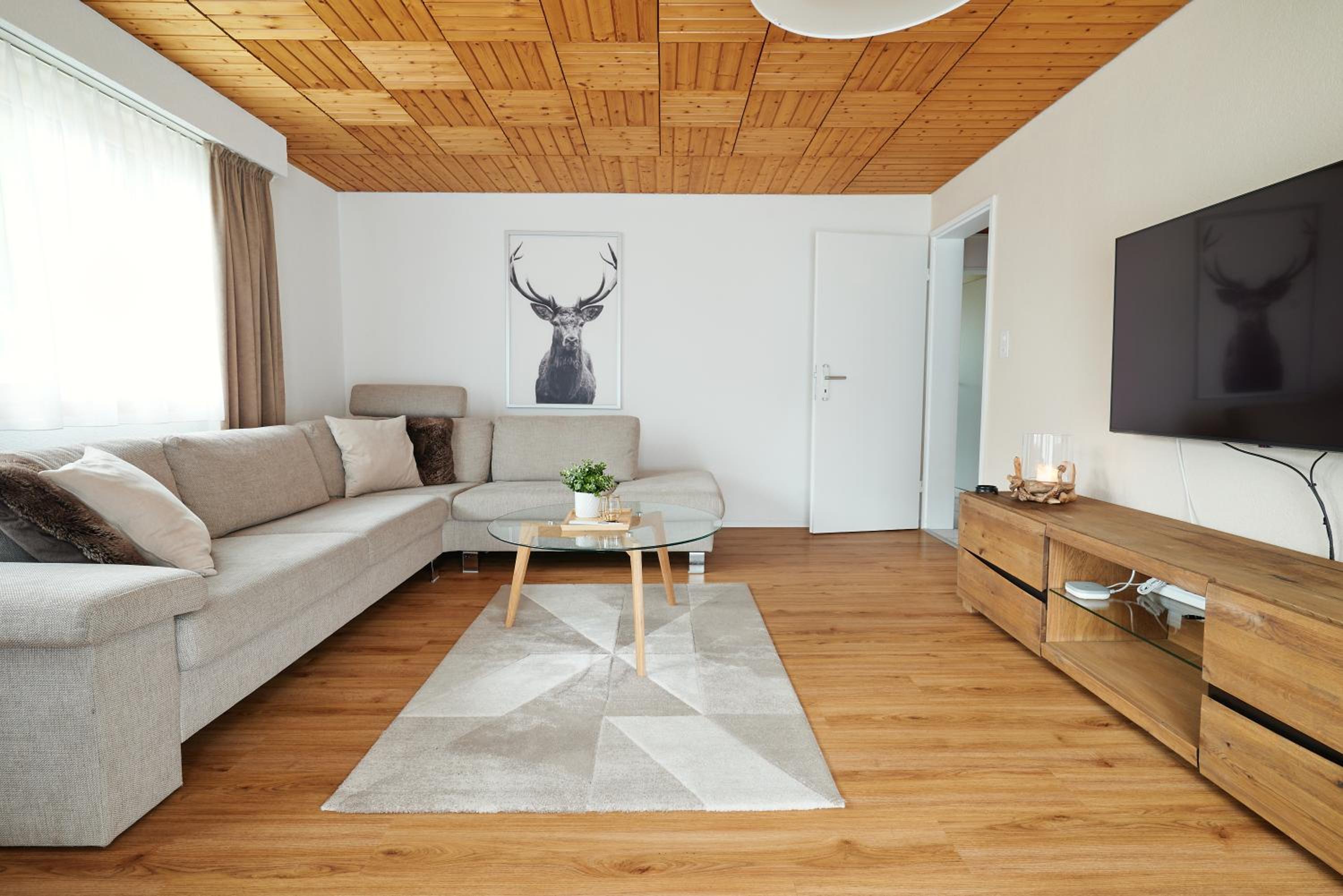 Ferienwohnung - 100m von der Talstation Aletsch Bahnen und Bahnhof Fiesch, BESTE Ausgangslage