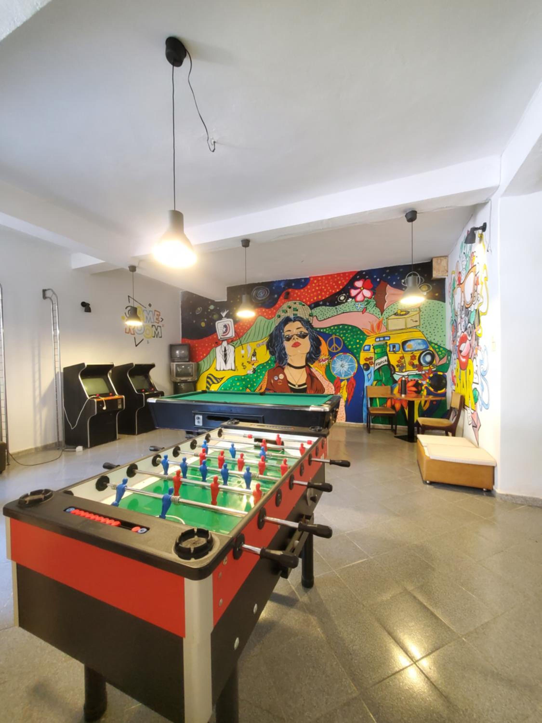 Traveler Hostel