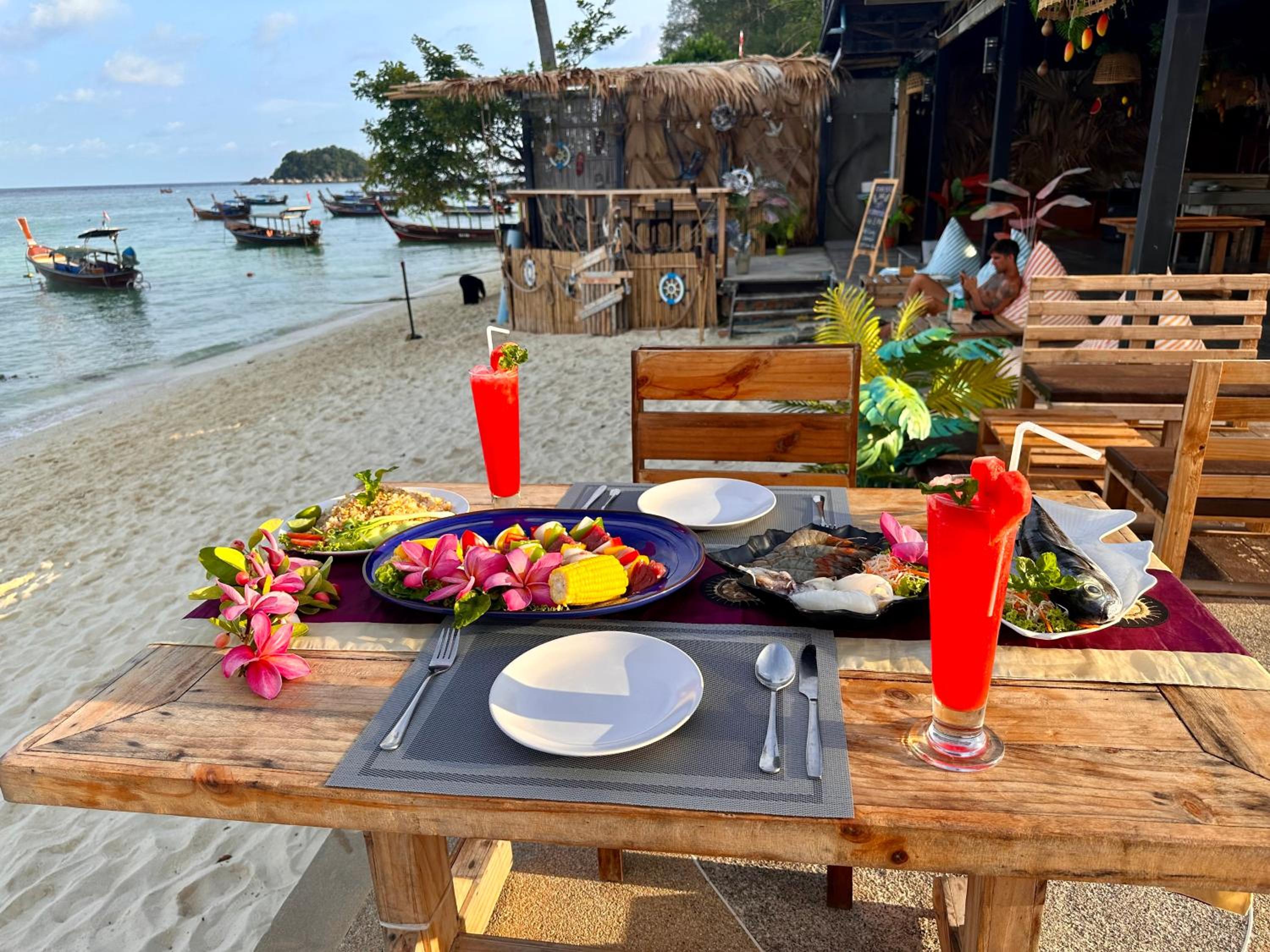 Lipe Power Beach Resort