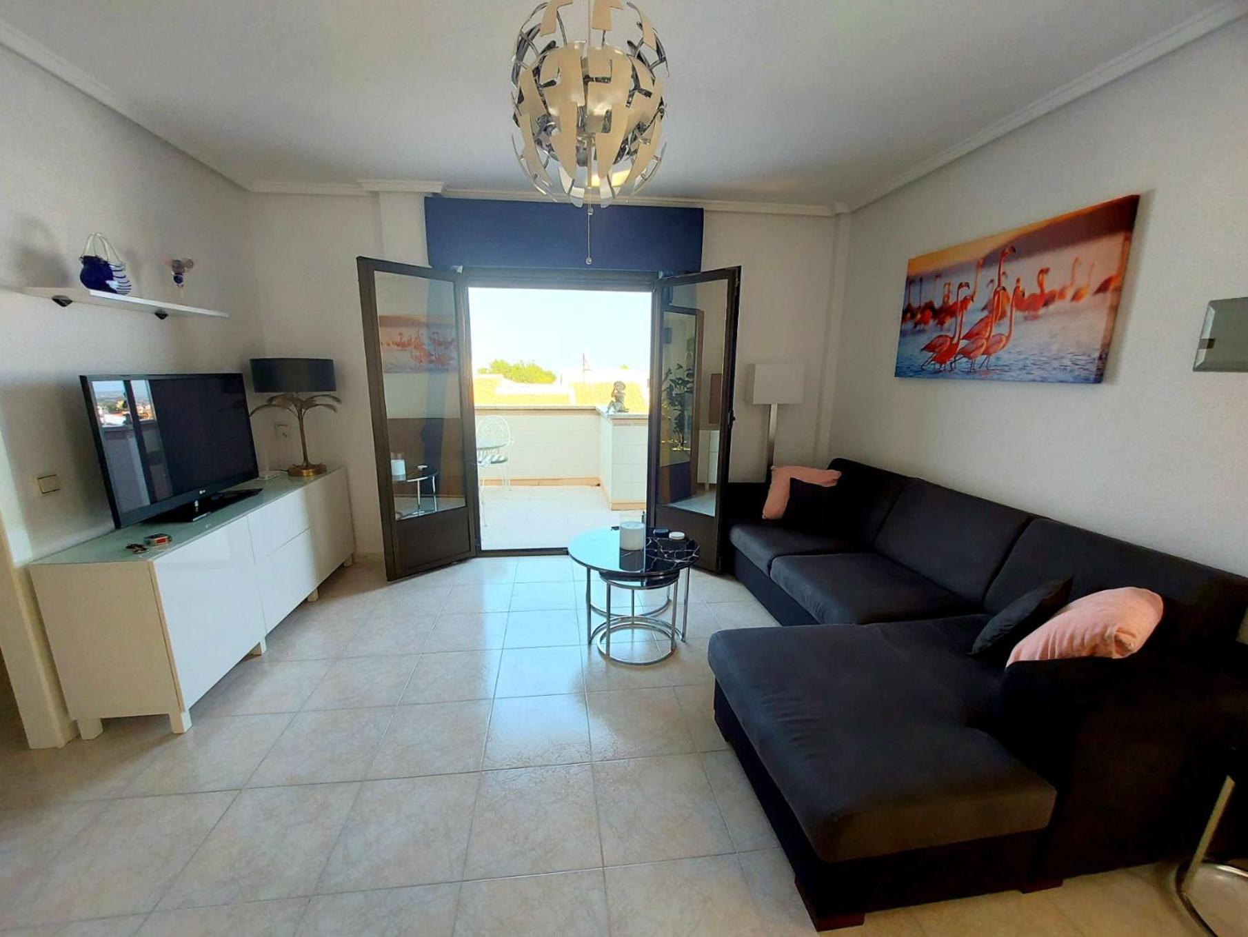 Casa Prins 2-bed apartment with stunning views view 3