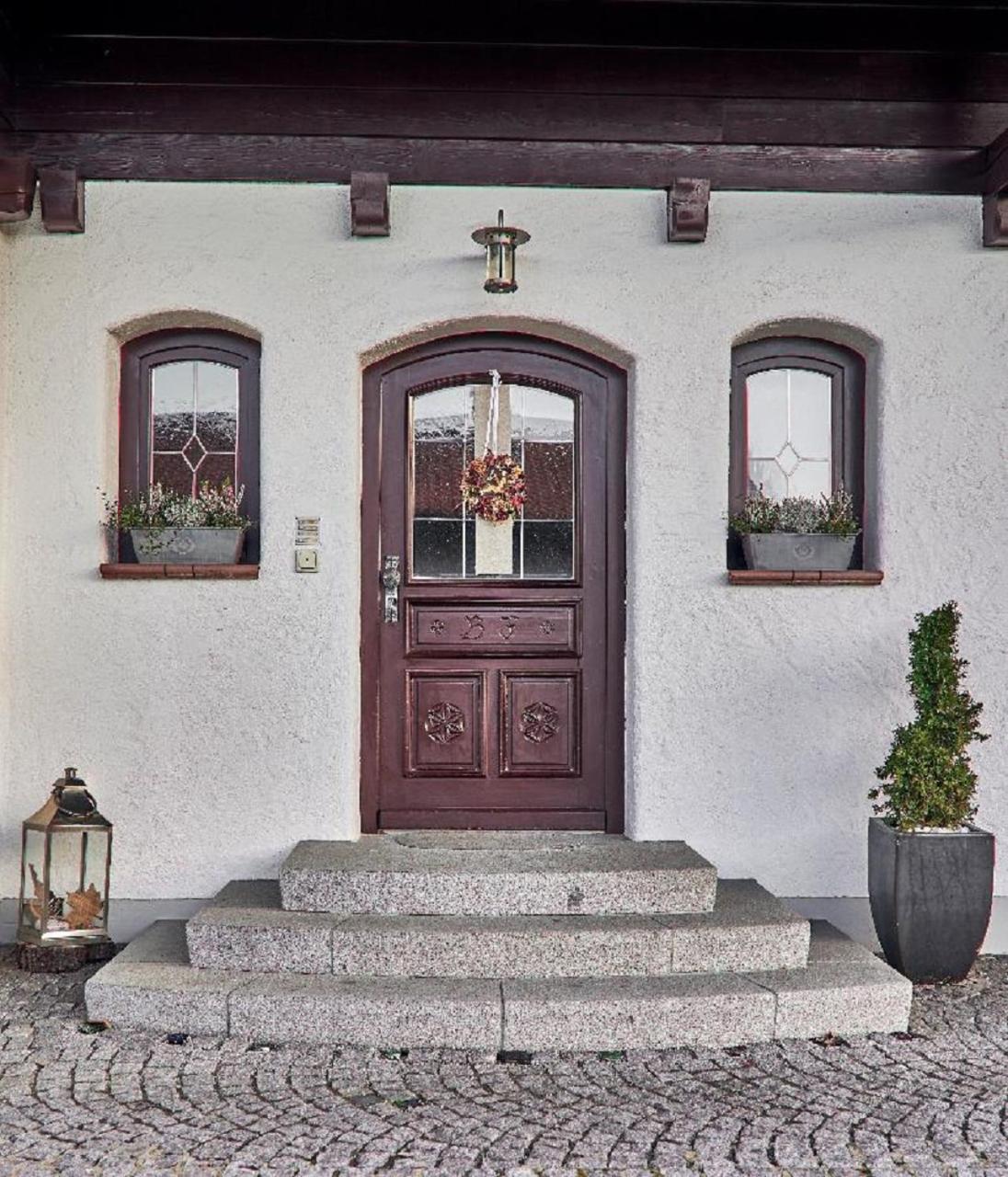 Photo 33