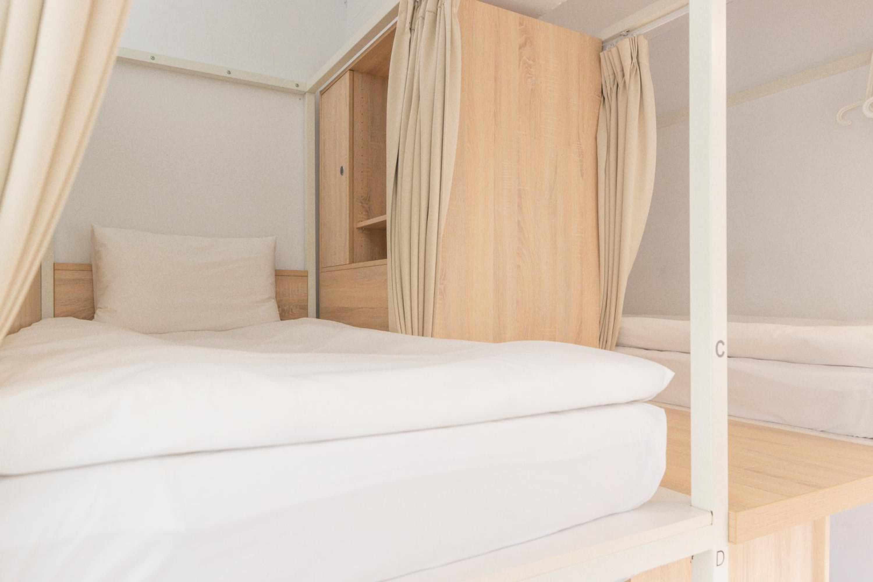 OwlStay Flip Flop Hostel - Garden