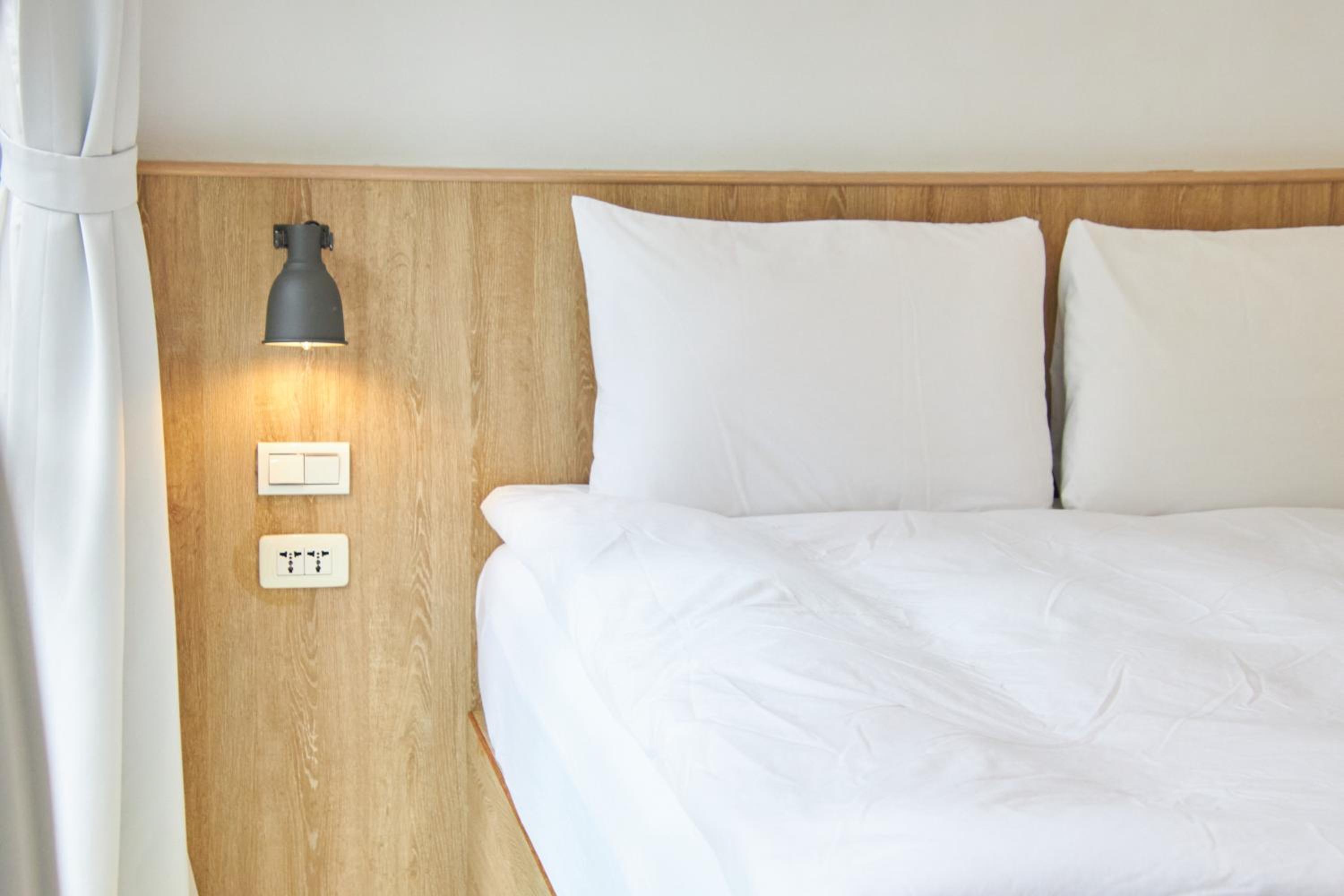 OwlStay Flip Flop Hostel - Garden