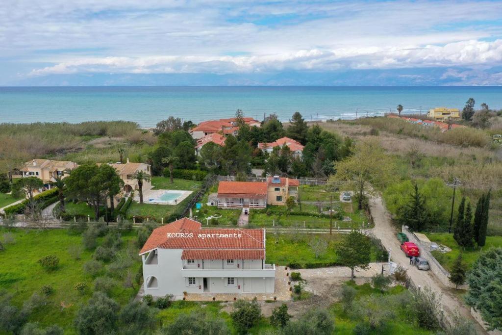 Kouros apartments