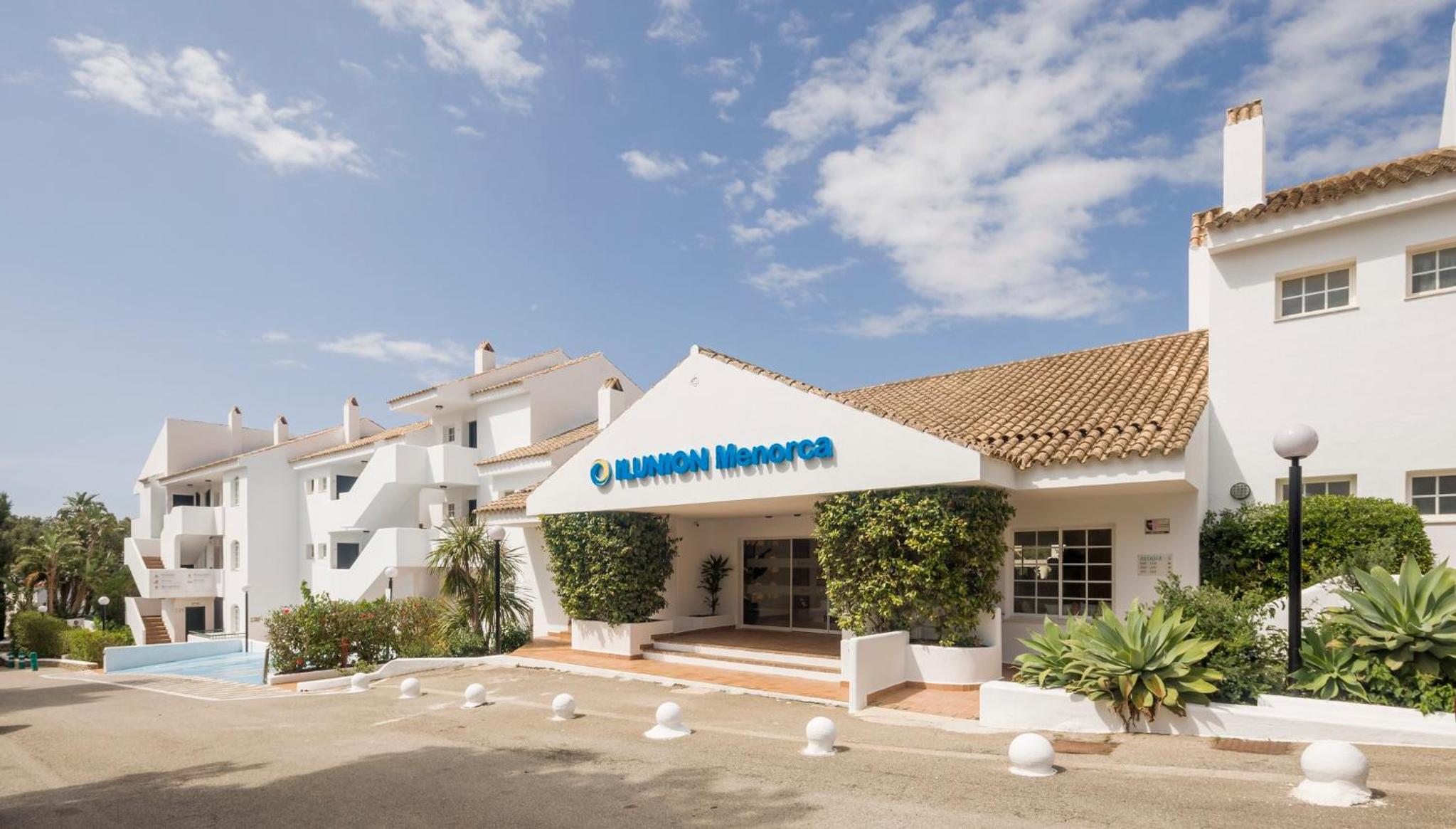 Hotel Ilunion Menorca - Image 1