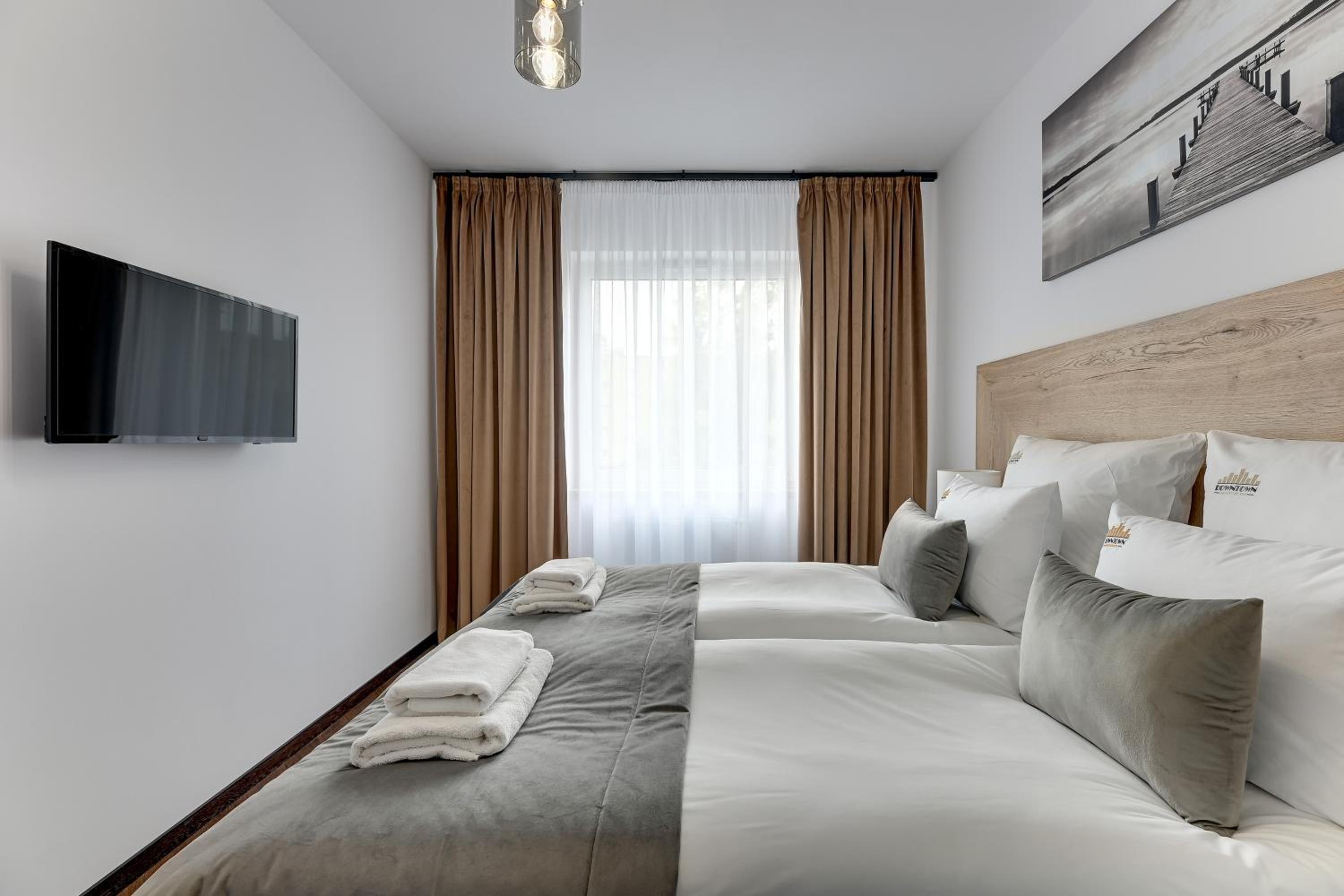 Seaside Baltea Park Seaside & Free Parking by Downtown Apartments
