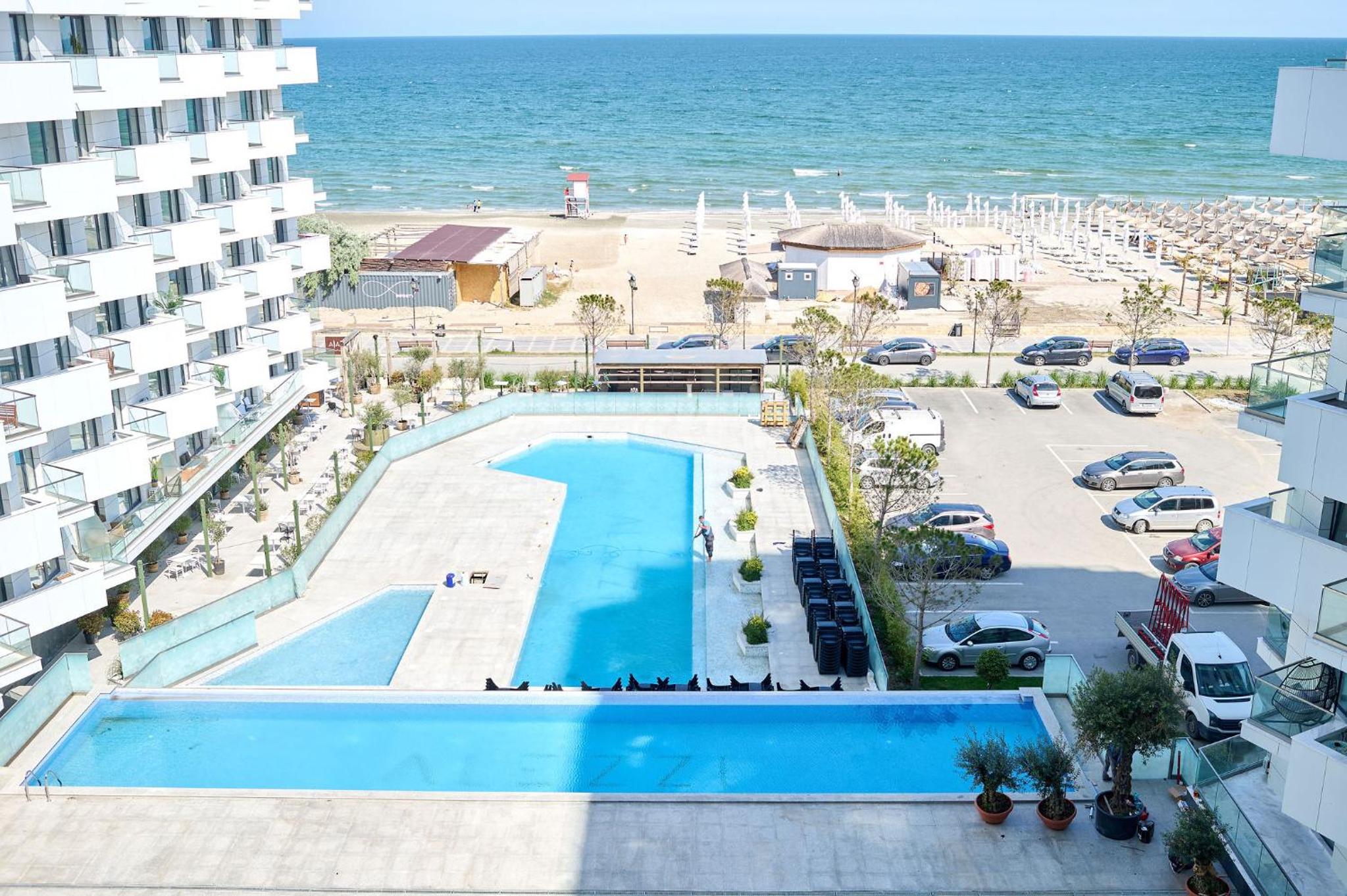 Magic Studio in Infinity Beach Resort Pool & Parking