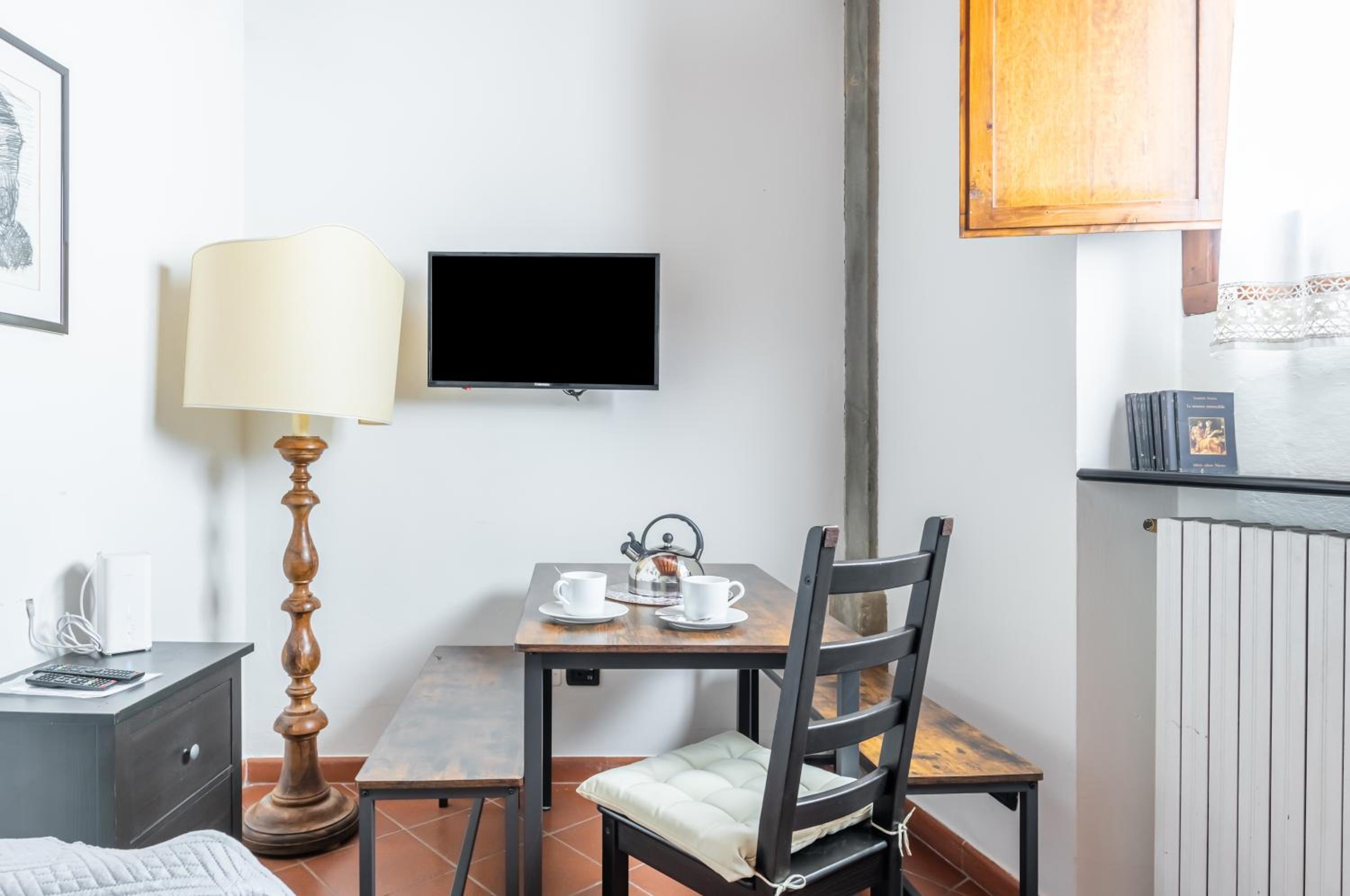 GuestHost - Settignano Quiet Apartment with Private Parking photo 5