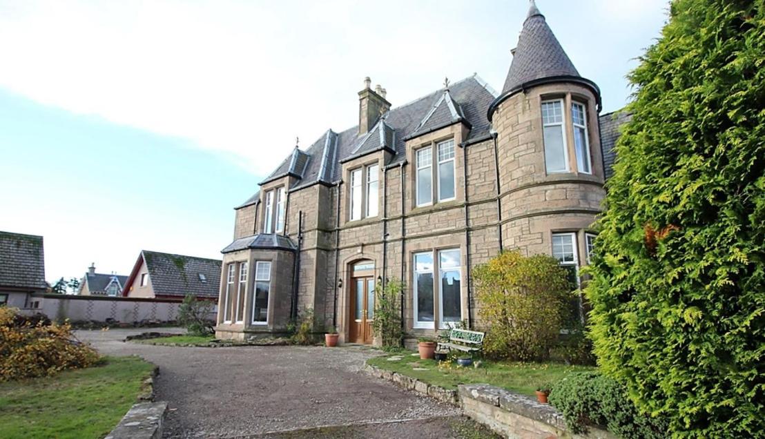 Duchally House