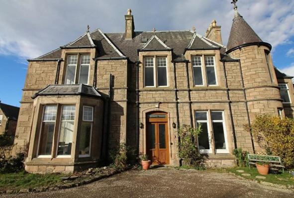 Duchally House