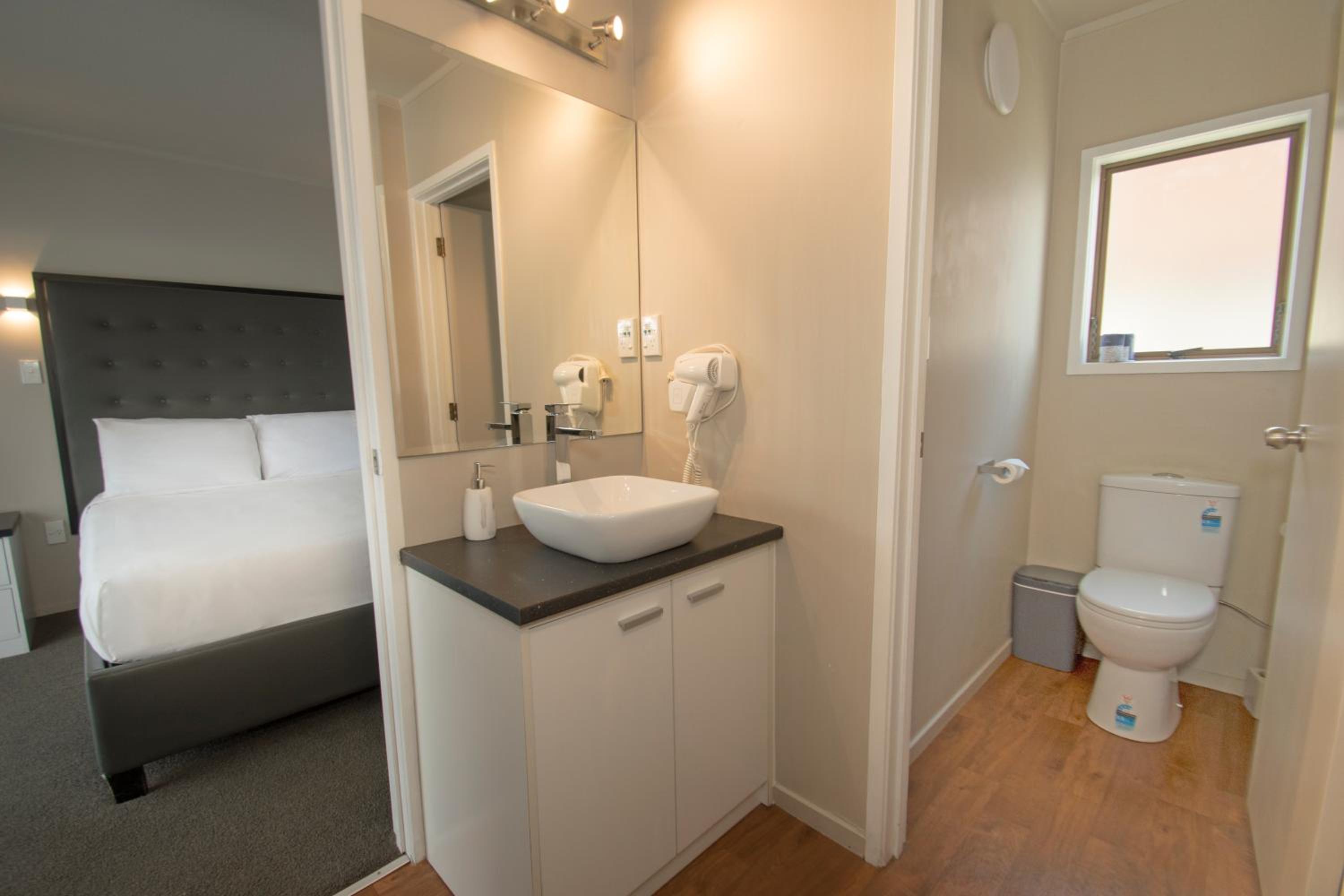 Middlemore Motel
