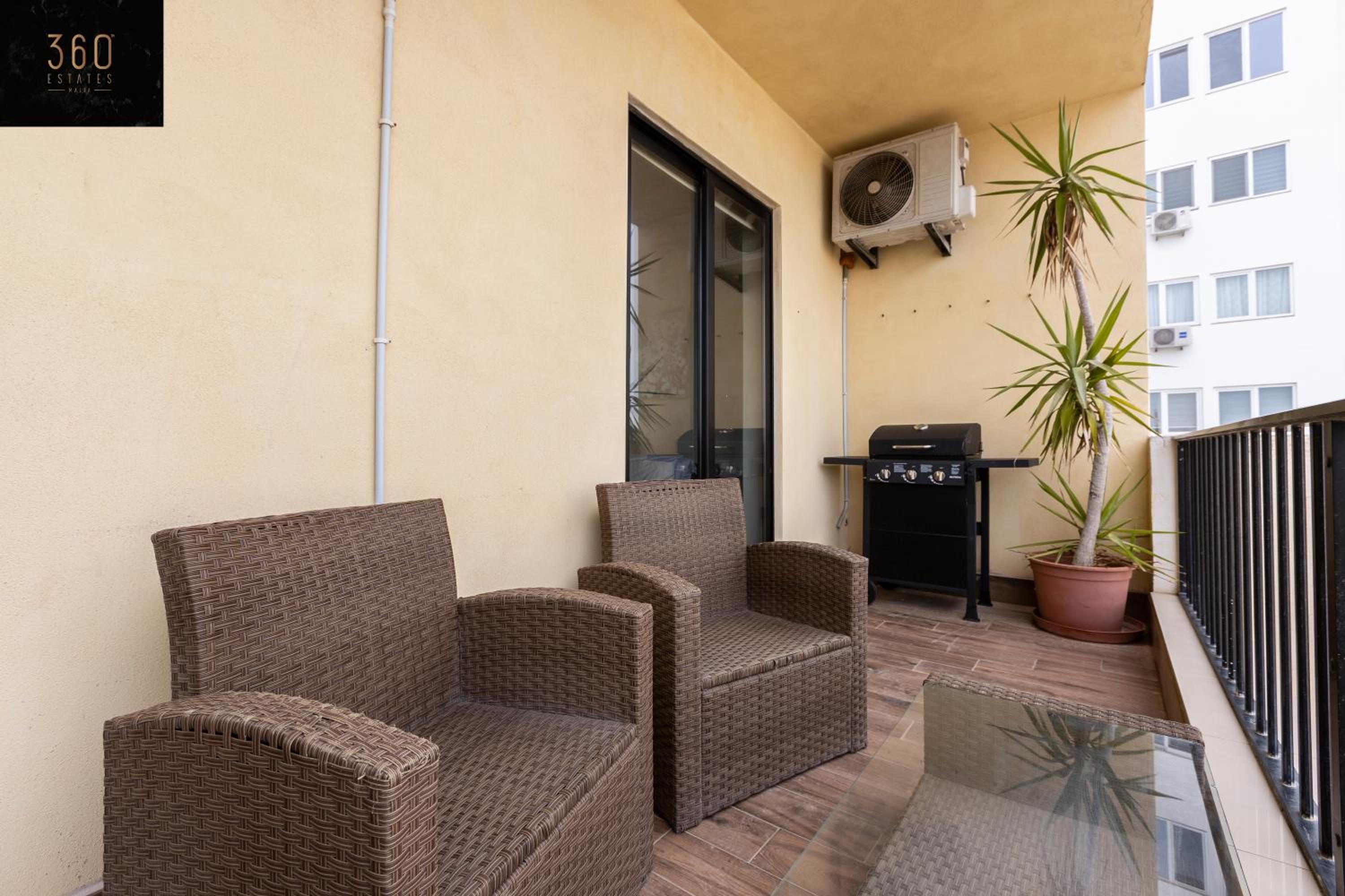Beautiful, spacious 3BR home with private Balcony with 360 Estates photo 4