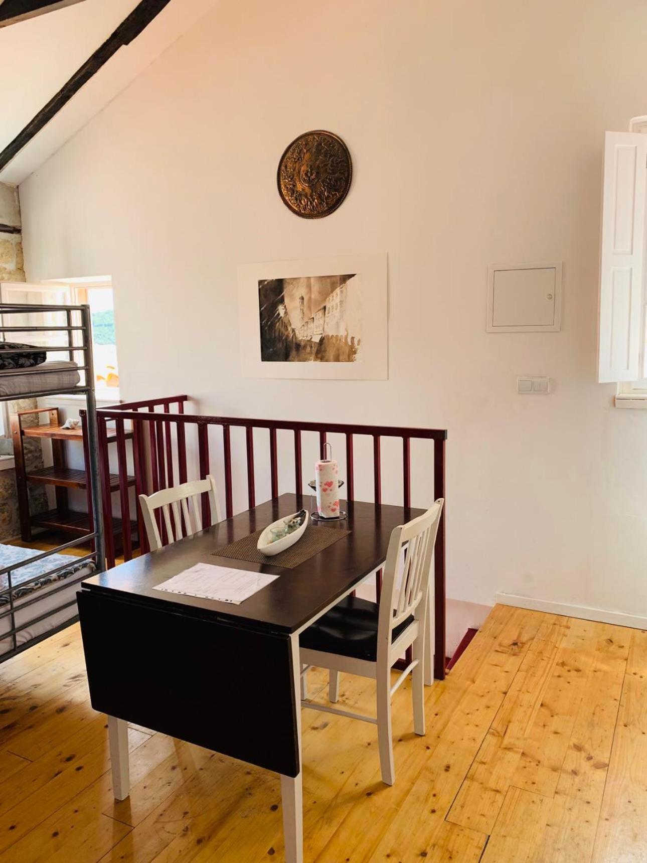 Kingslanding Old Town Hostel