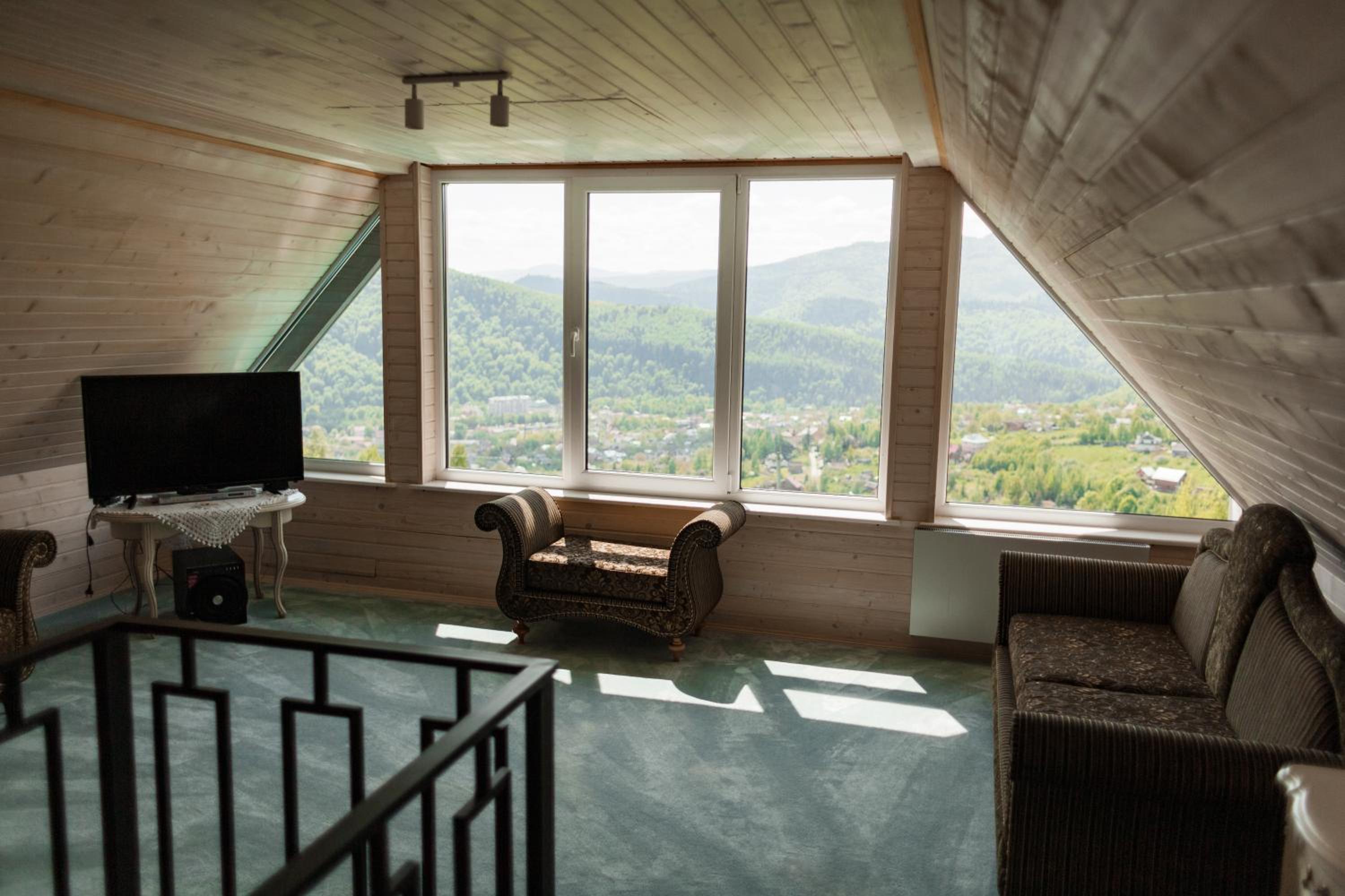 Top House