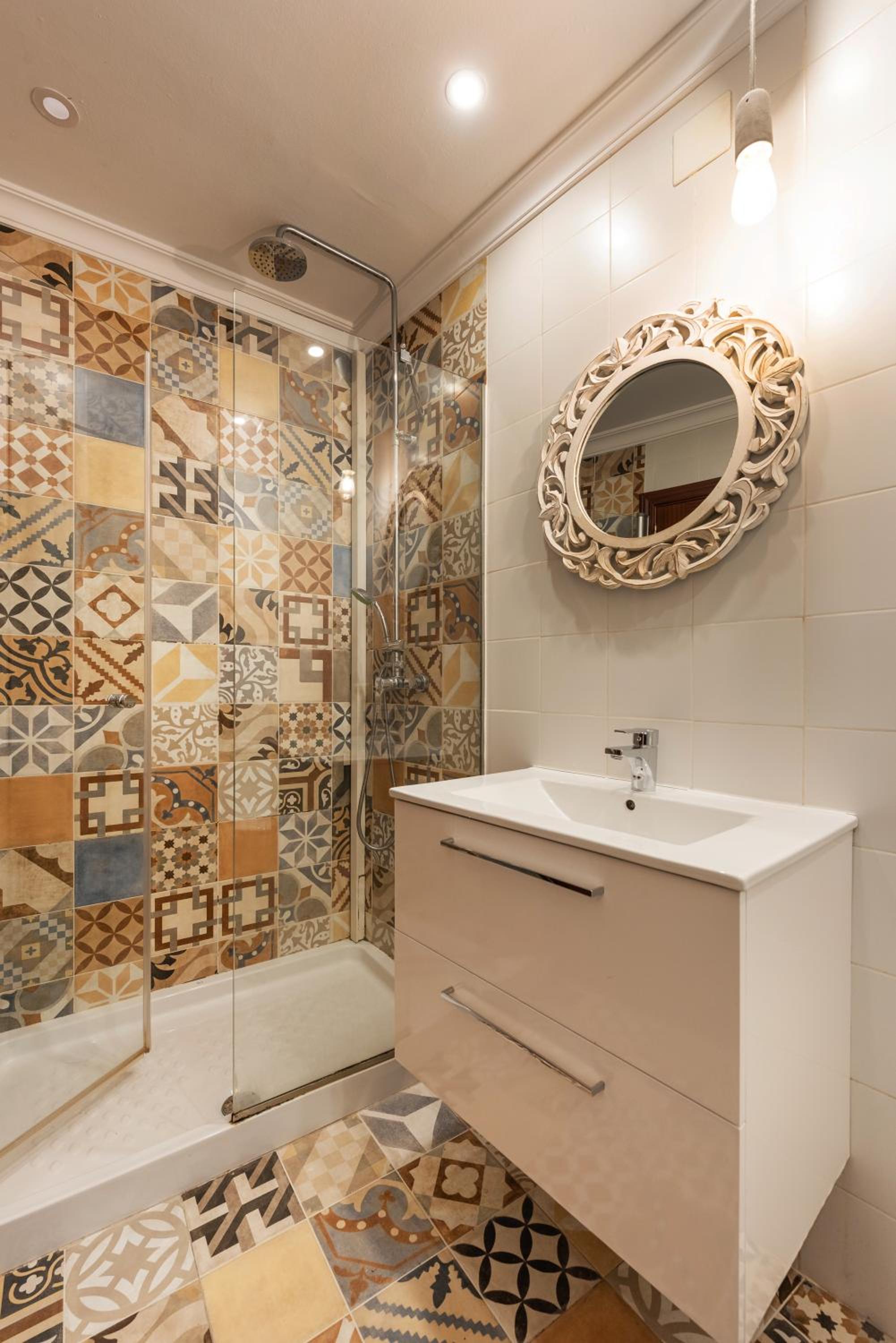 UrbanChicMalaga 2Bedroom Oasis In Historic Malaga Centre