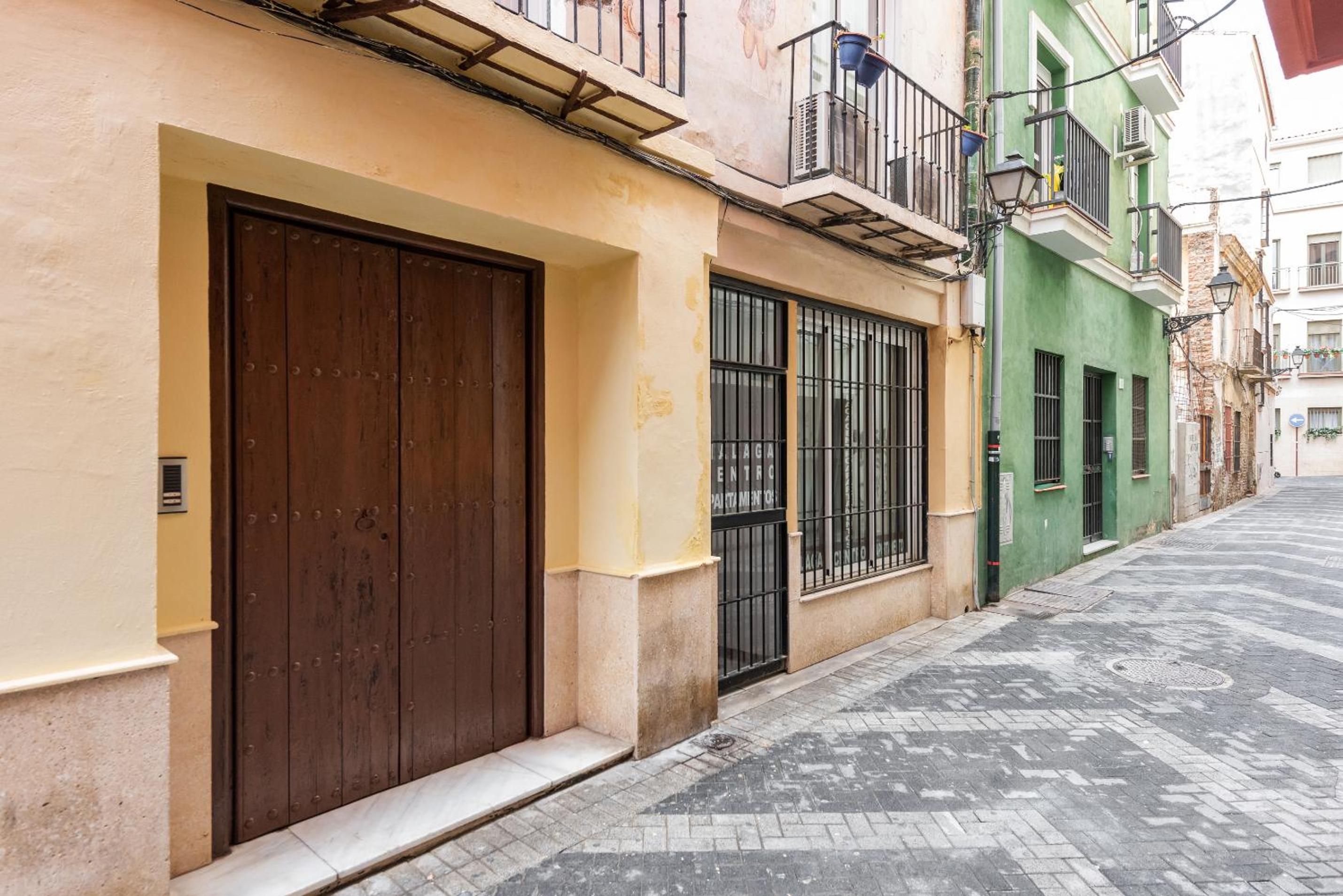 UrbanChicMalaga 2Bedroom Oasis In Historic Malaga Centre