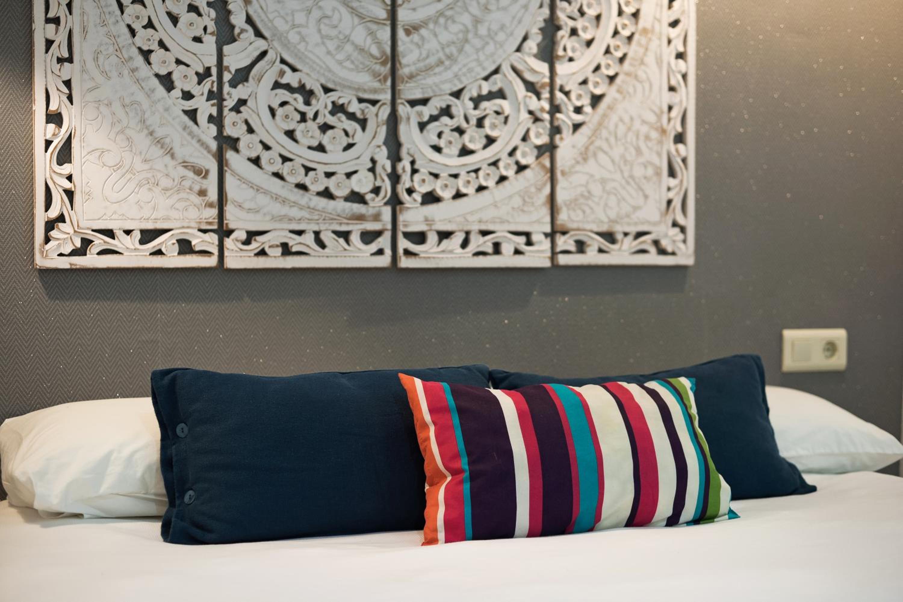 UrbanChicMalaga 2Bedroom Oasis In Historic Malaga Centre