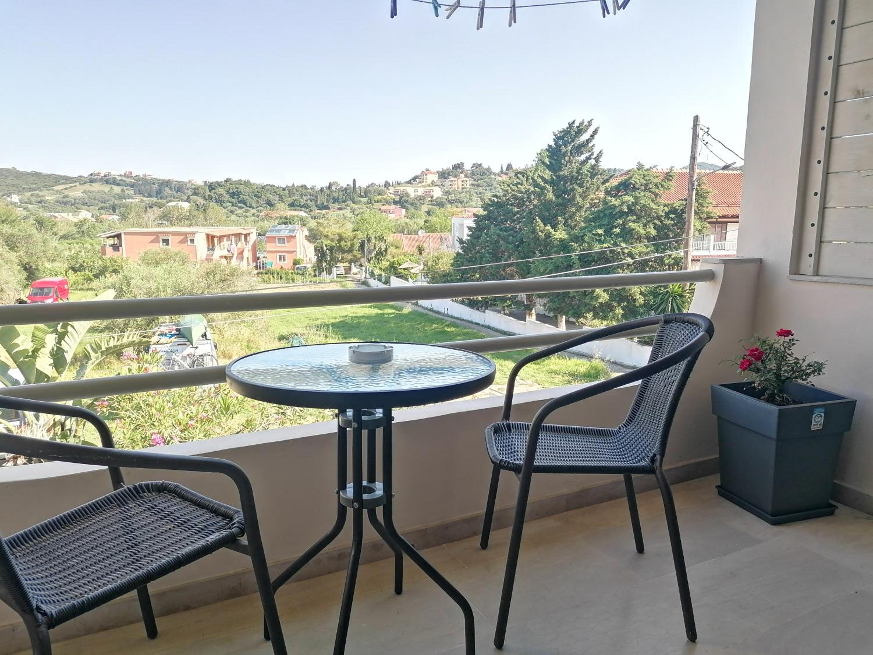Makis Apartments