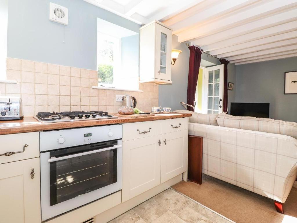 Clover Cottage - Delightful 1-bed cottage in the heart of Ambleside