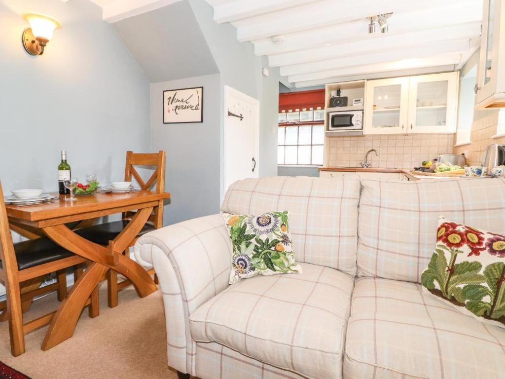 Clover Cottage - Delightful 1-bed cottage in the heart of Ambleside