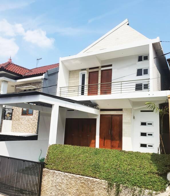 Cozy Villa / Rumah Sejuk City View Bandung view 2