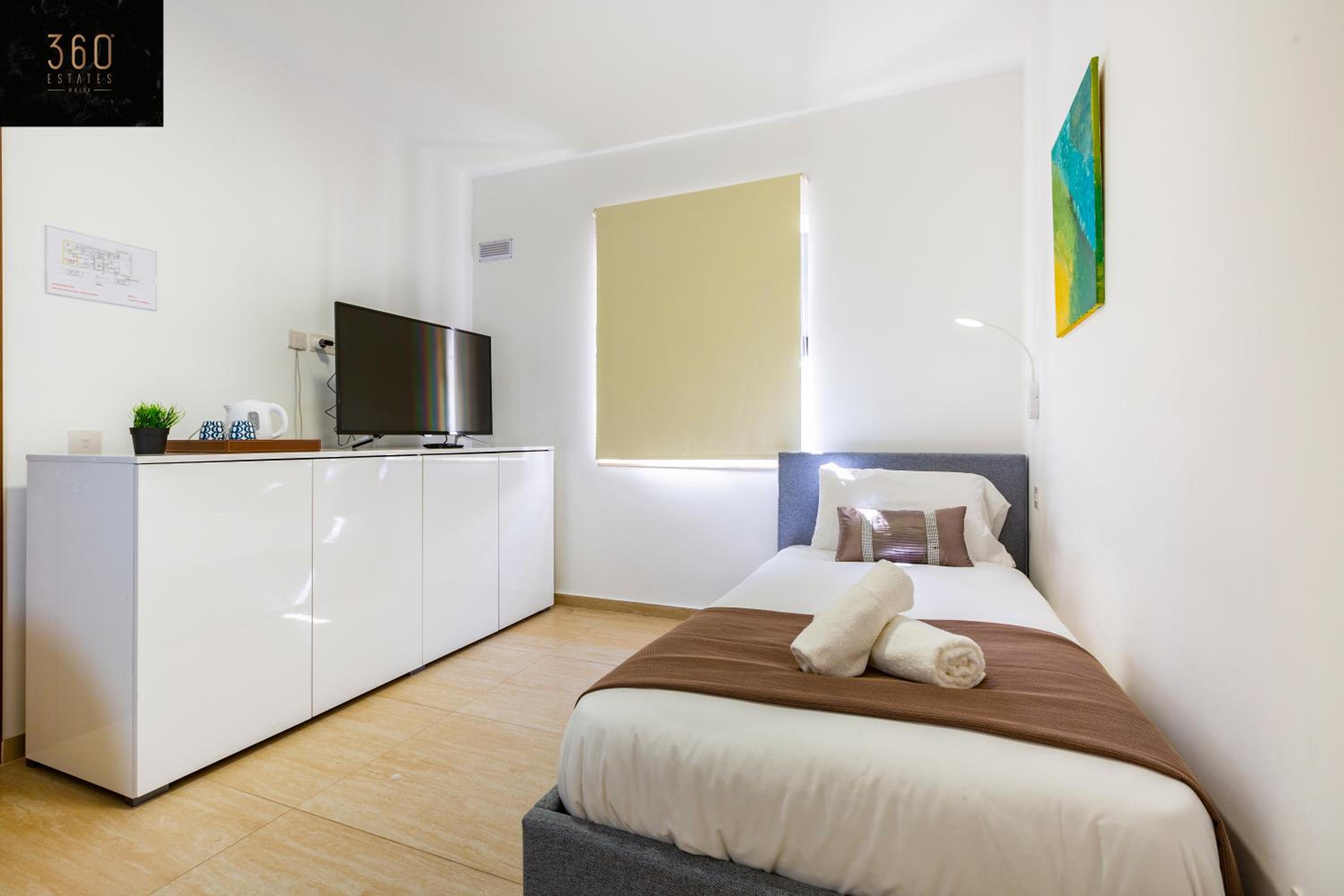 Stylish 1BR Meridian in central St Julians by 360 Estates photo 2