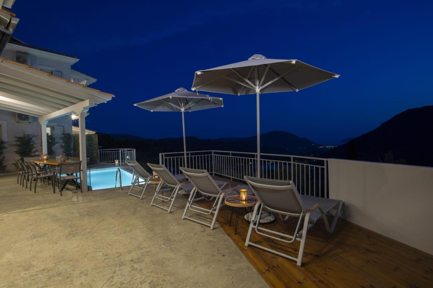 Panoutsis Villa Vista
