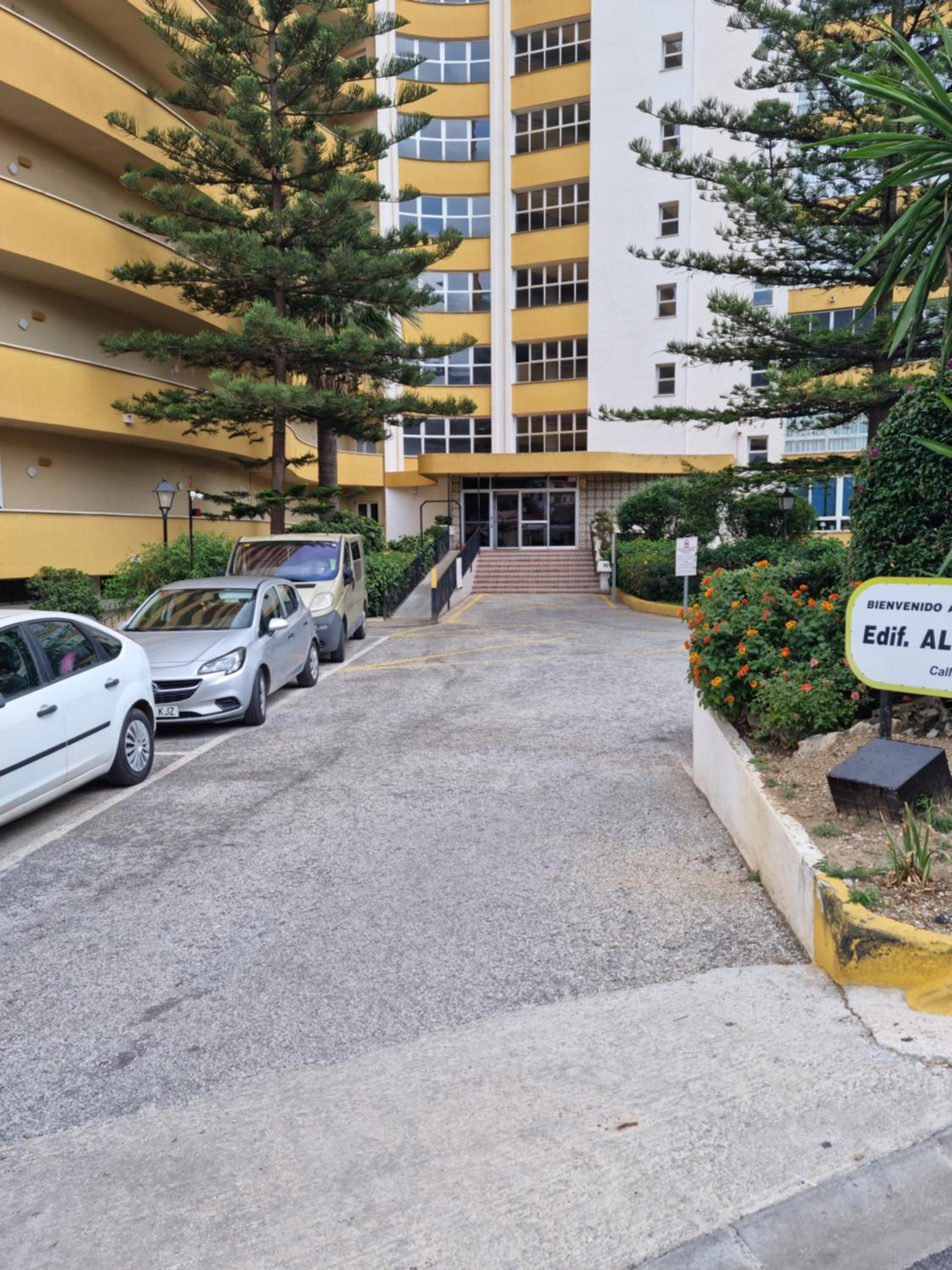 One bedroom 7th floor apartment with amazing views view 5