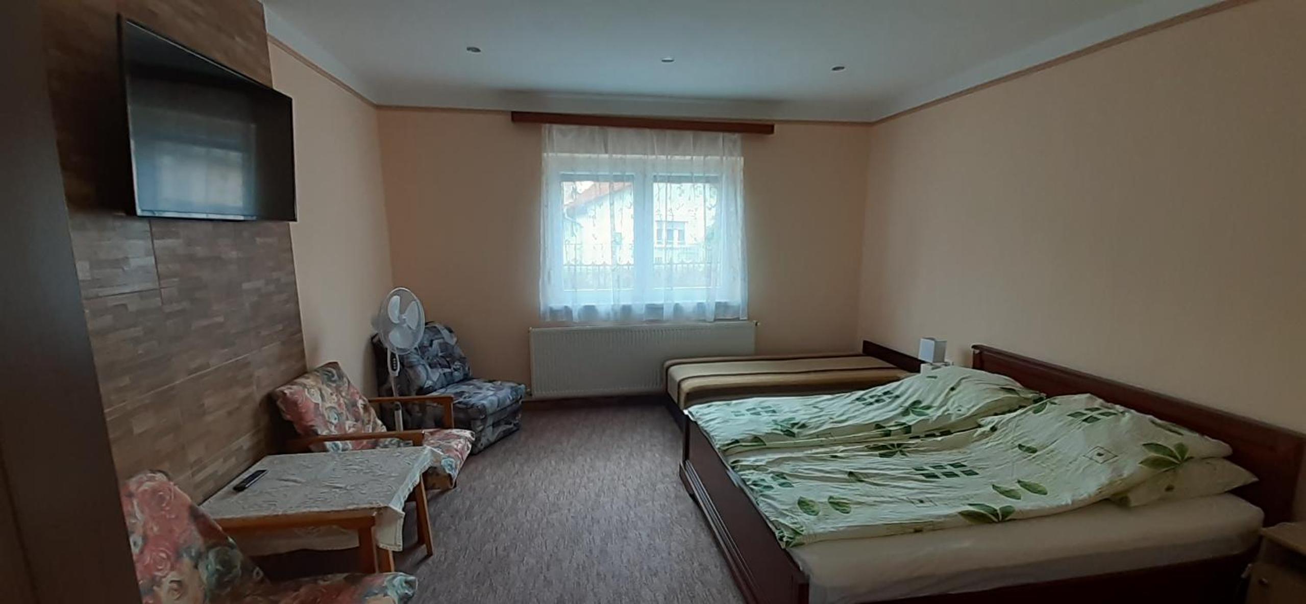 Rozika Apartman II. view 2