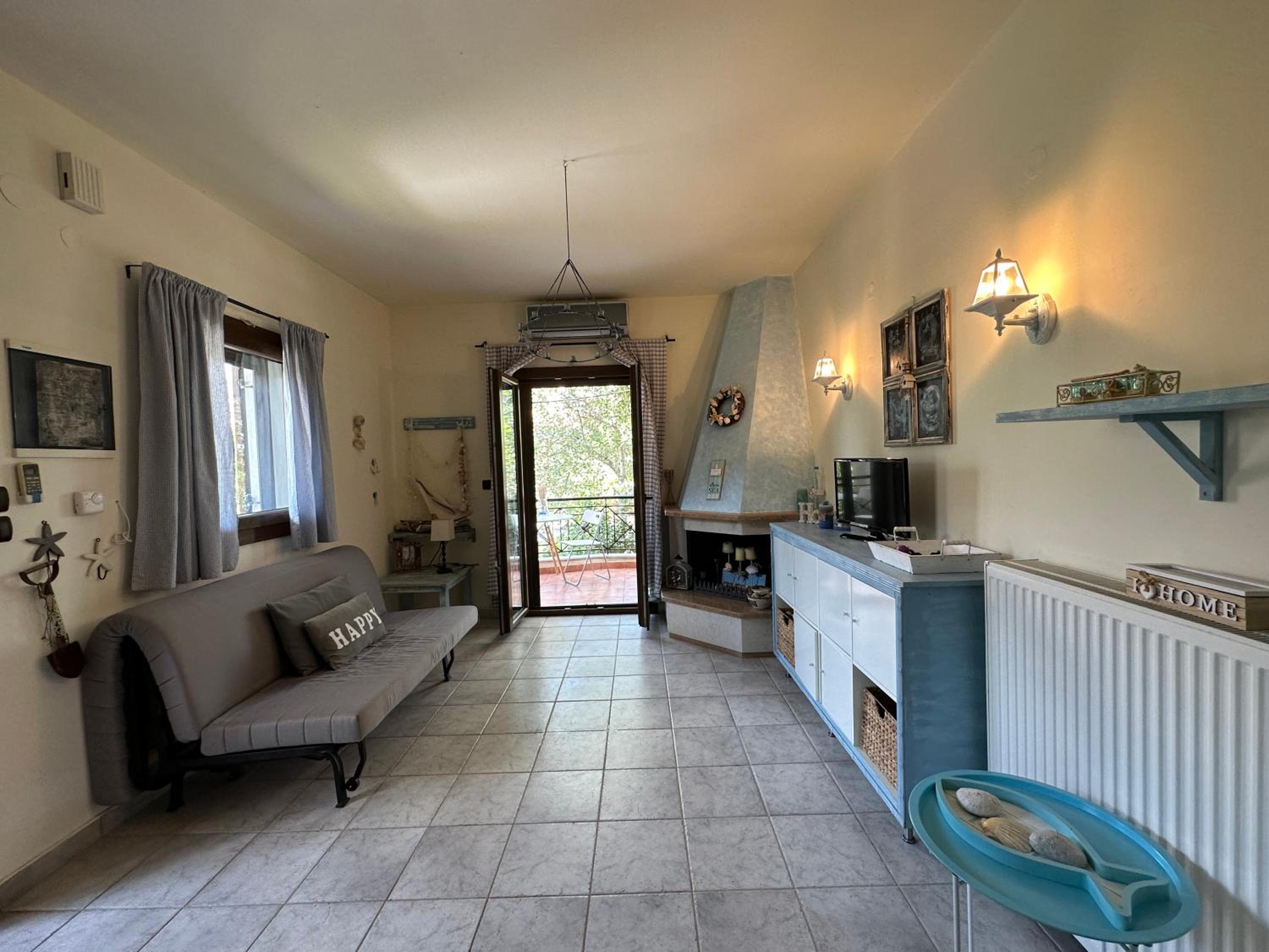 Blue Seashell Apartment - Comfortable Maisonette just 30m from the Beach in Niki view 4