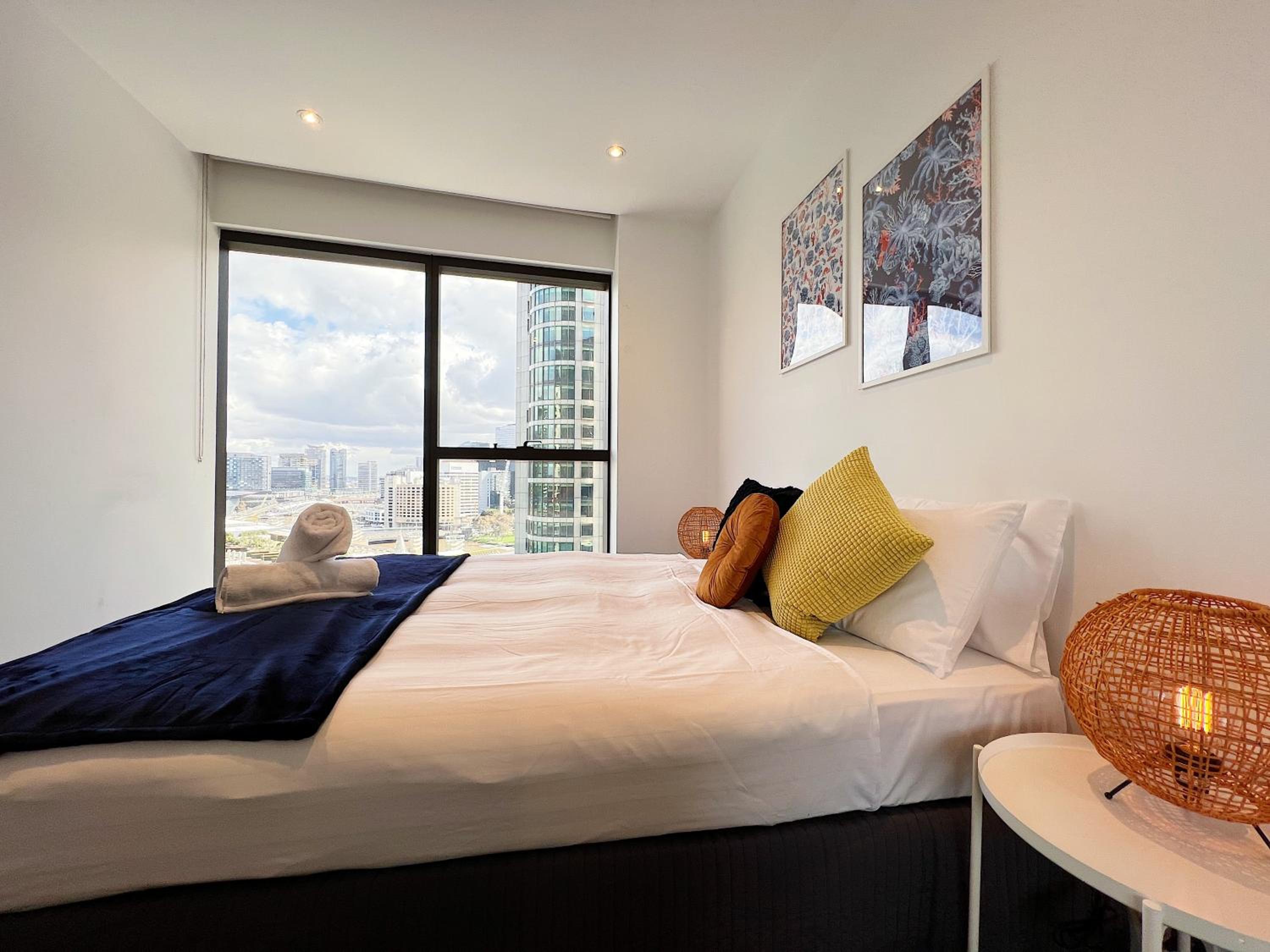 Astonishing Southbank Pearl Tower Residences near Crown Casino