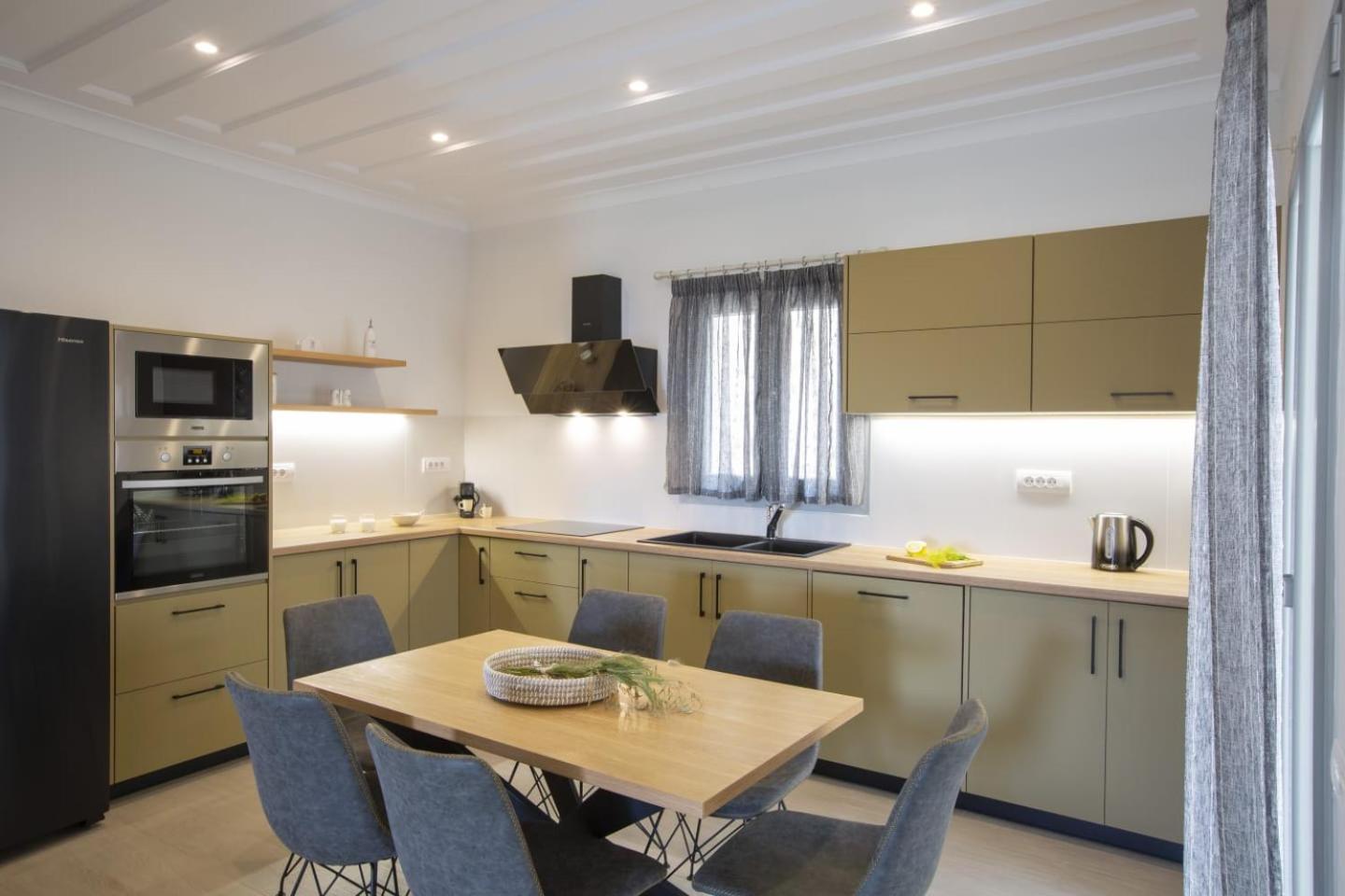 Panoutsis Villa Vista