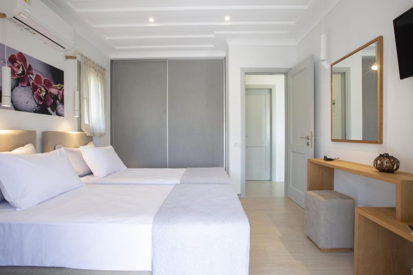 Panoutsis Villa Vista