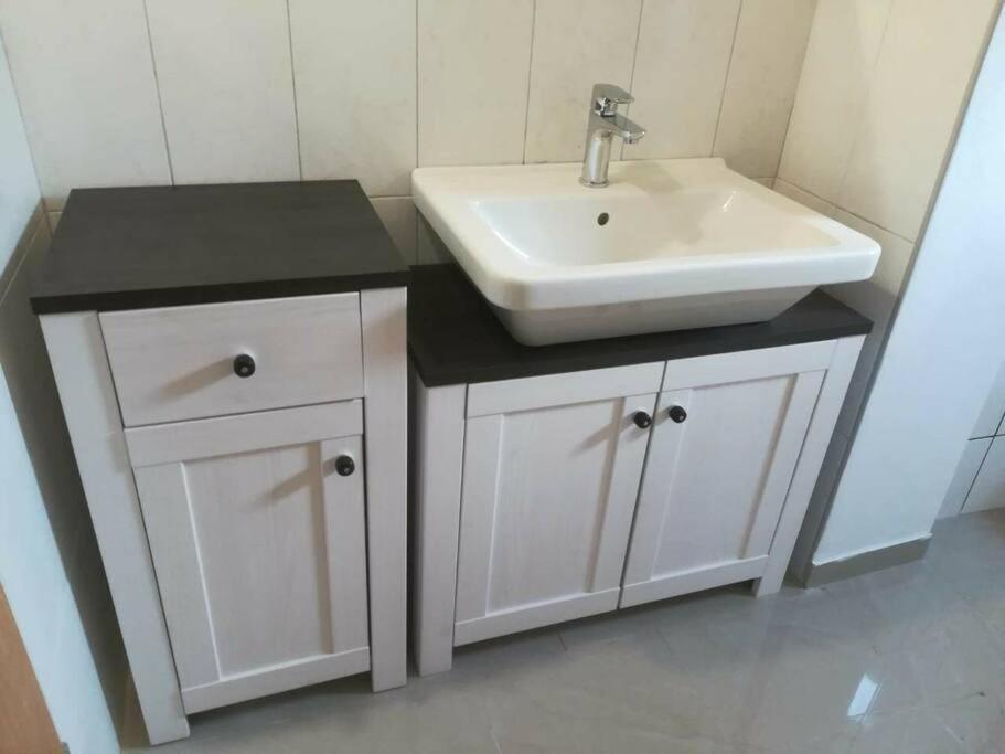 Rare find! Dogs Welcome Secluded Comfy House Krk