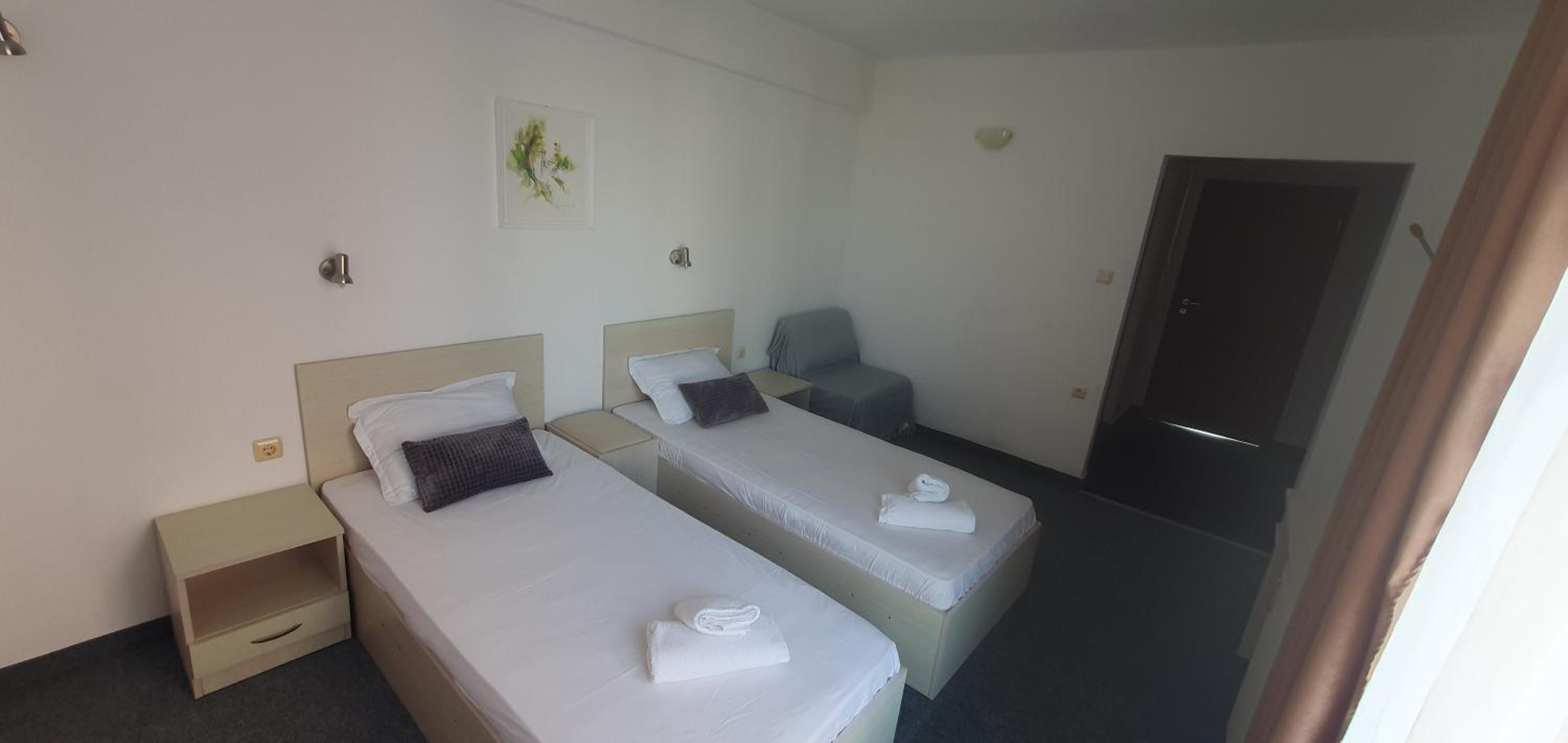 Guest House Compass