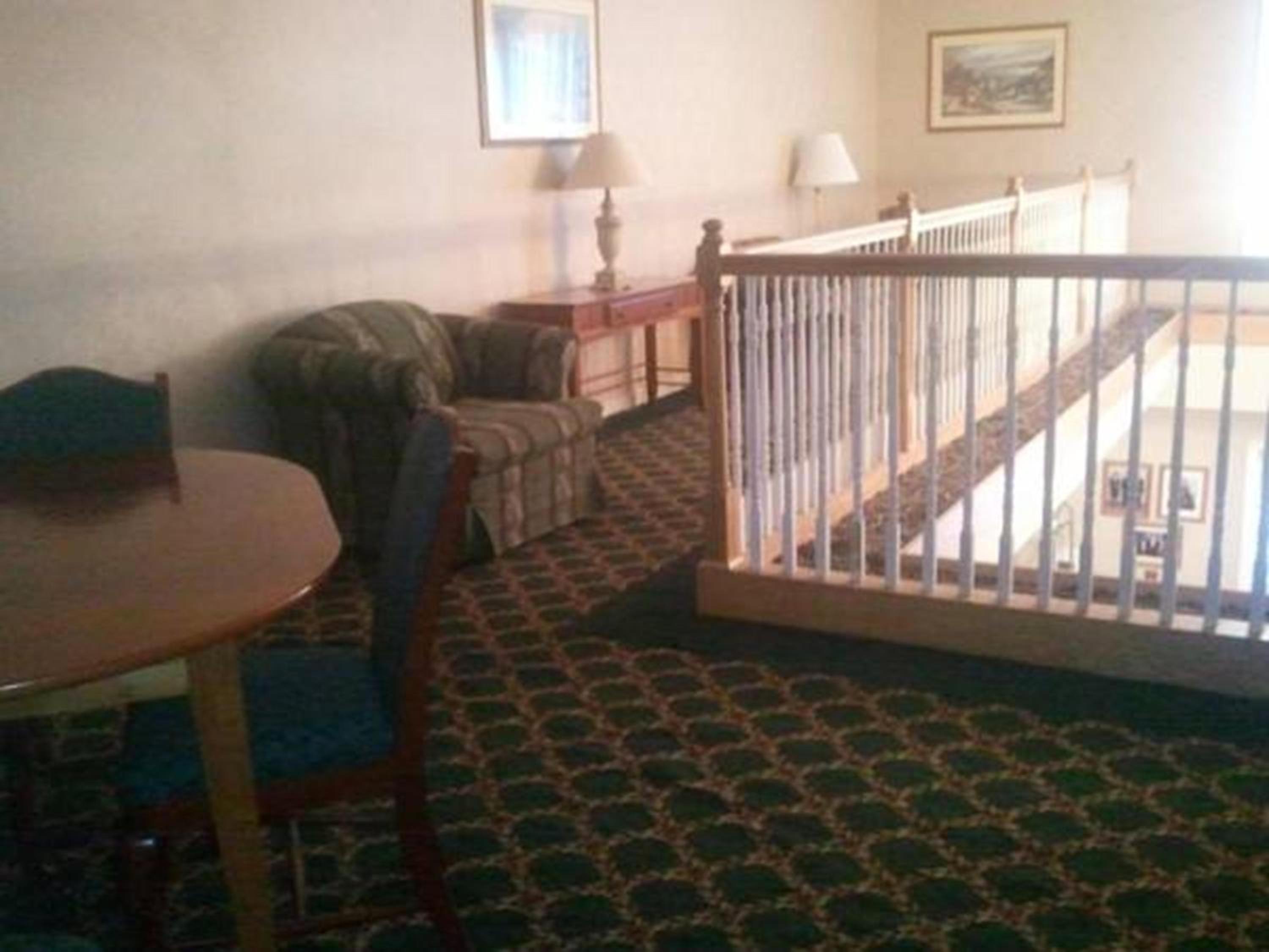 Quality Inn Suites Schoharie near Howe Caverns - Property Image 21