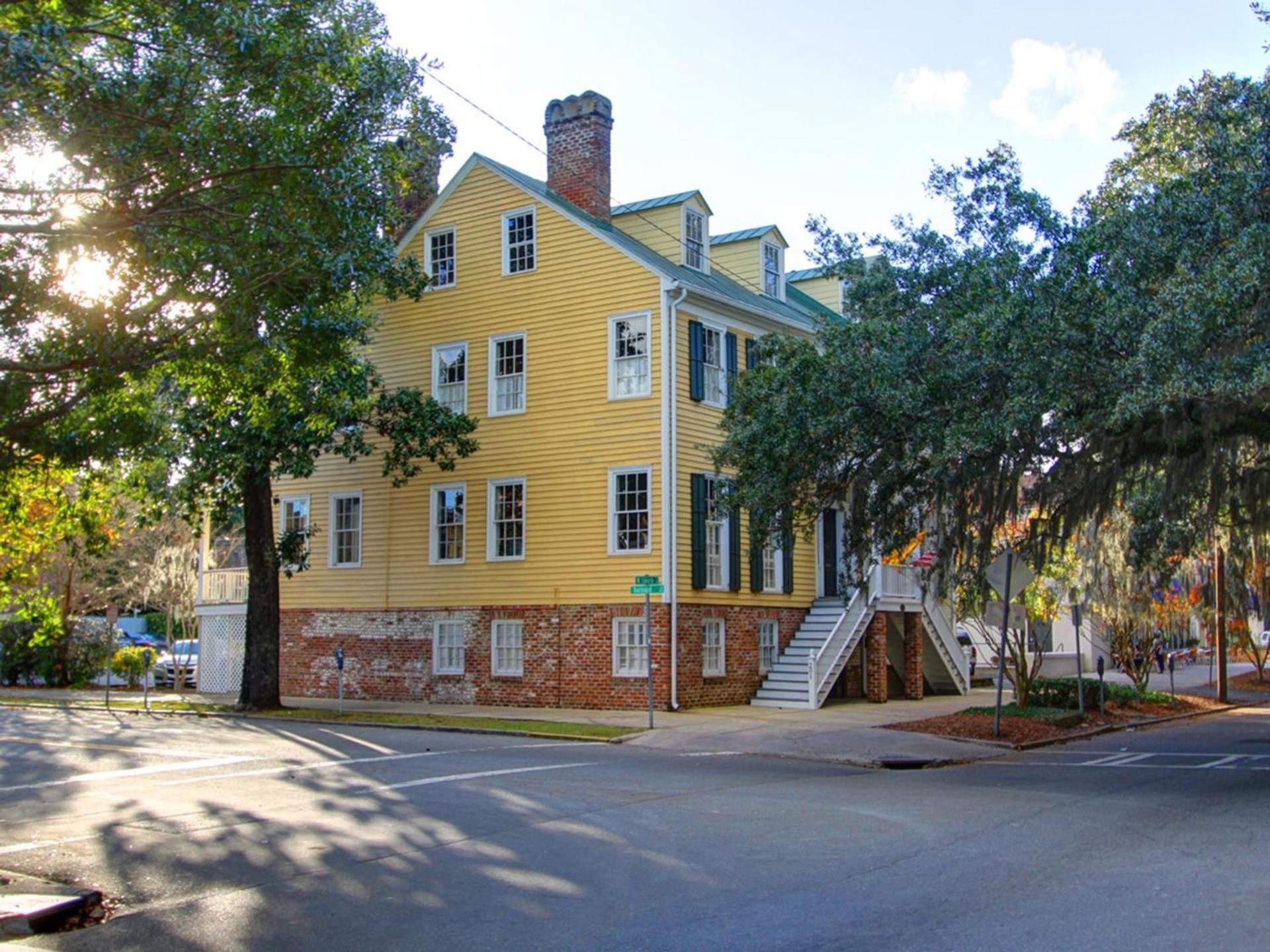 Bird Baldwin Parlor view 5