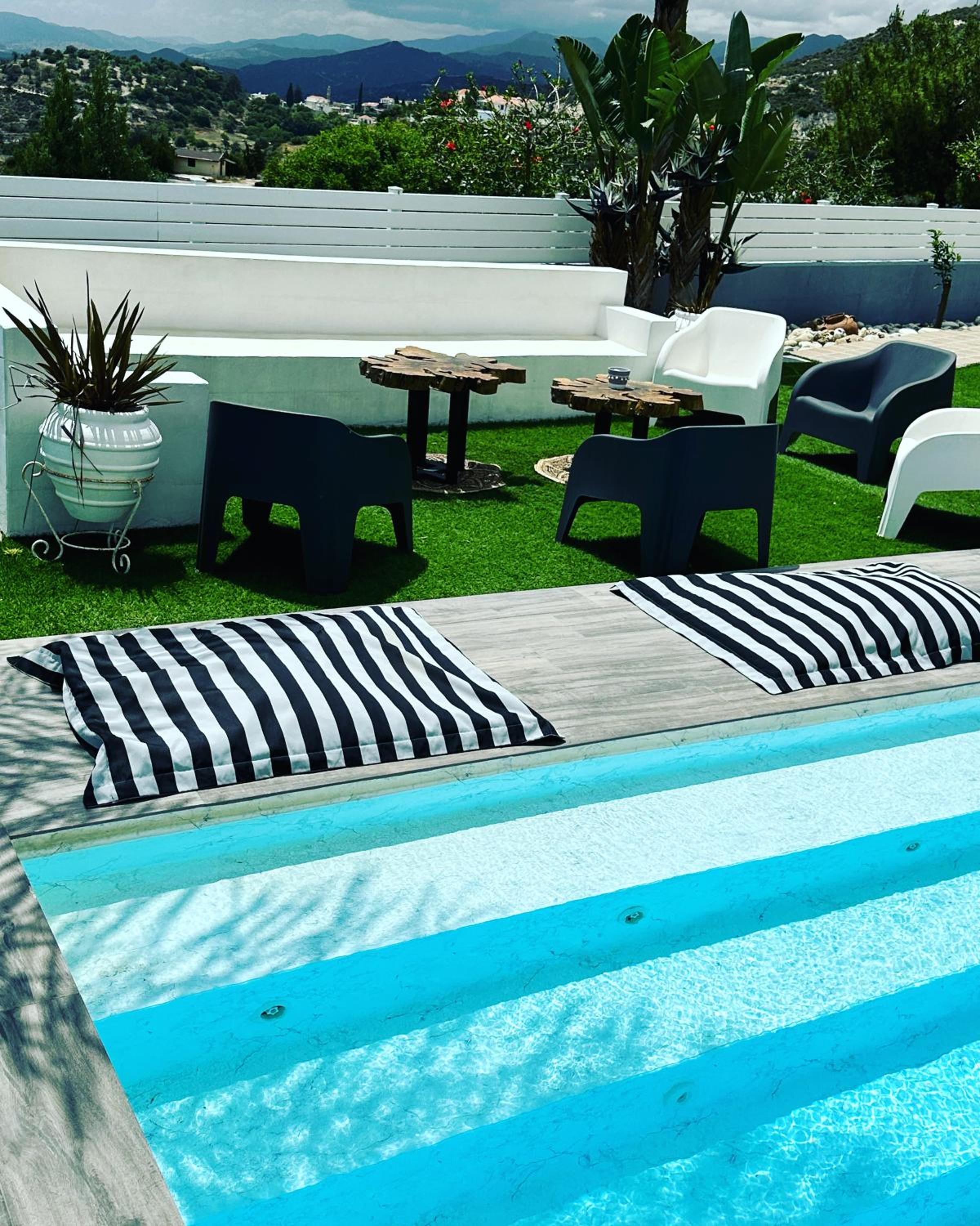 Kasparis View Residence