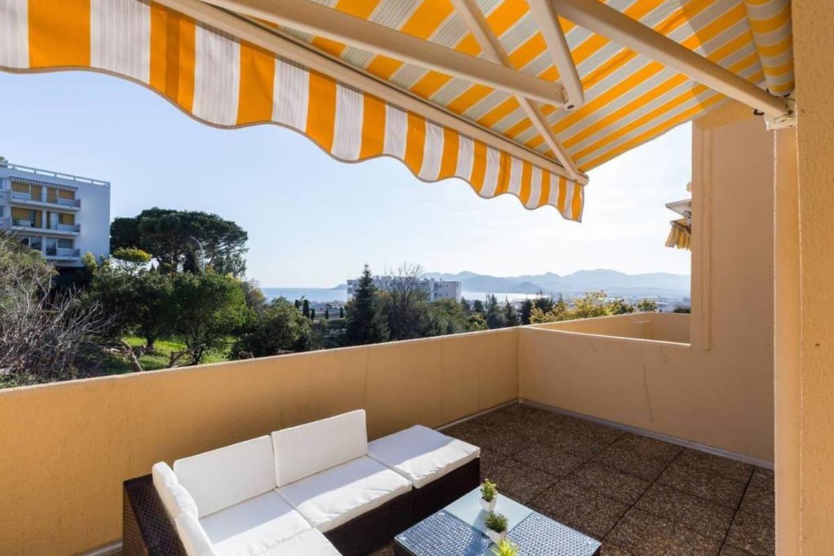 Peace Heaven Terrace view of the sea and swimming pool Hillside view 4