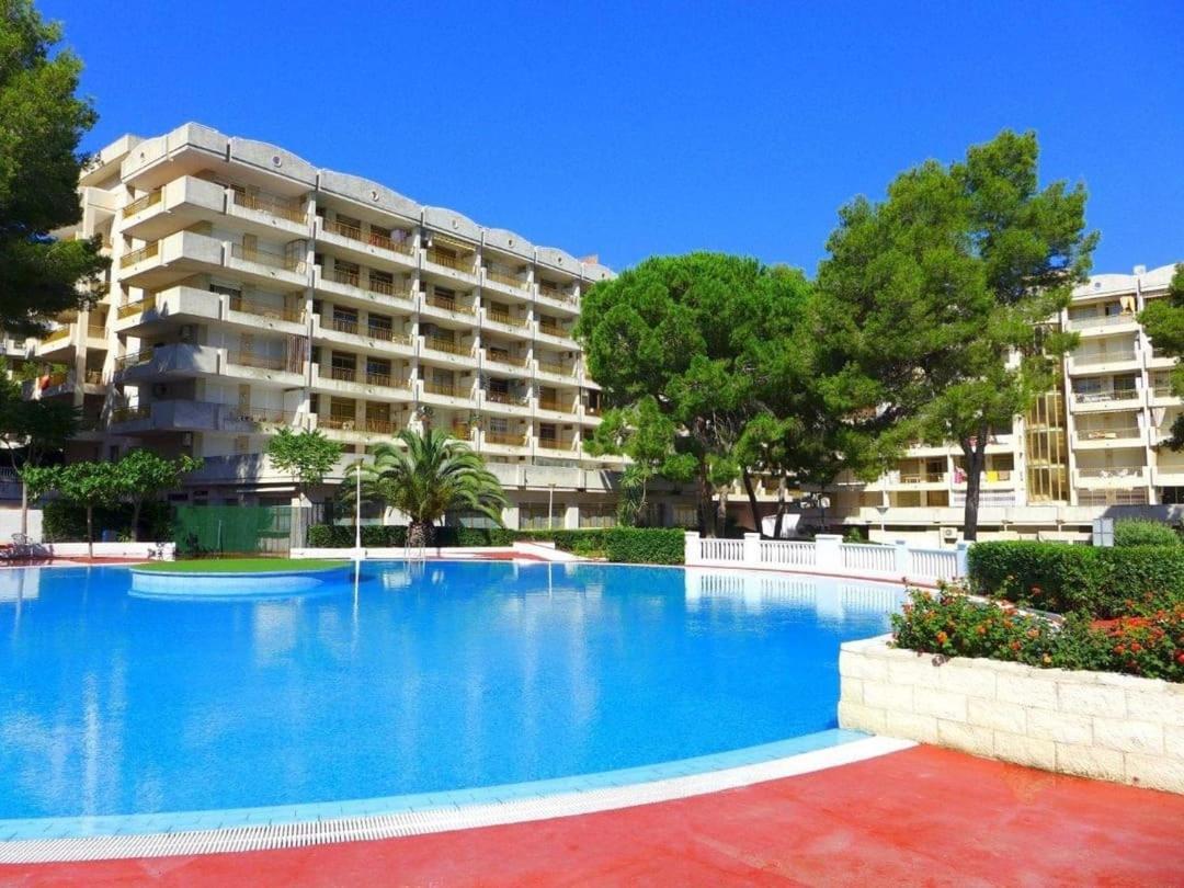 Luminoso apartamento en SALOU con TERRAZA y PARQUE INFANTIL IDEAL FAMILIAS