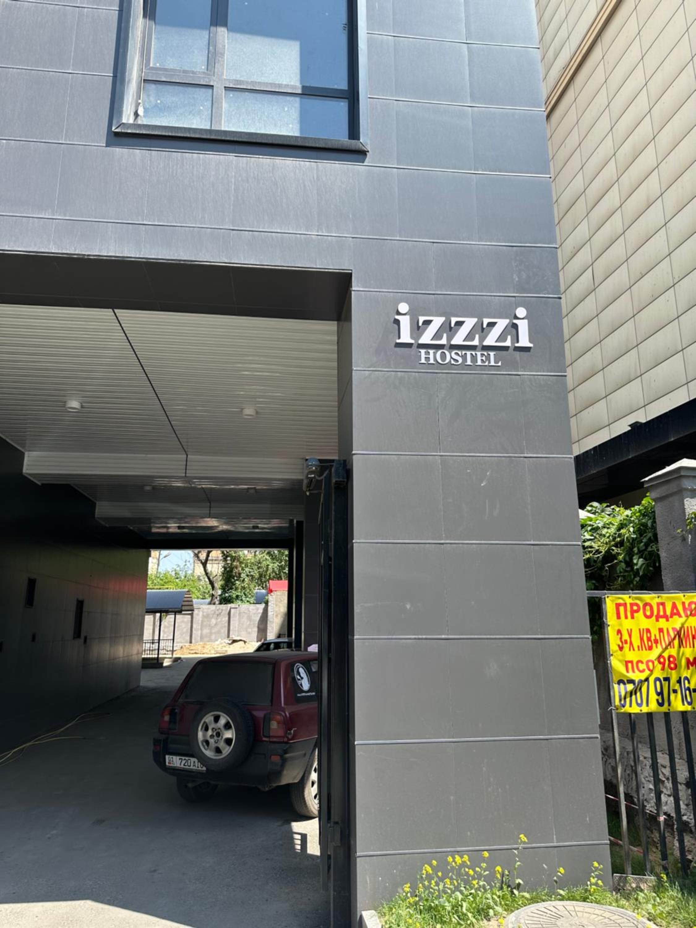 izzzi hostel
